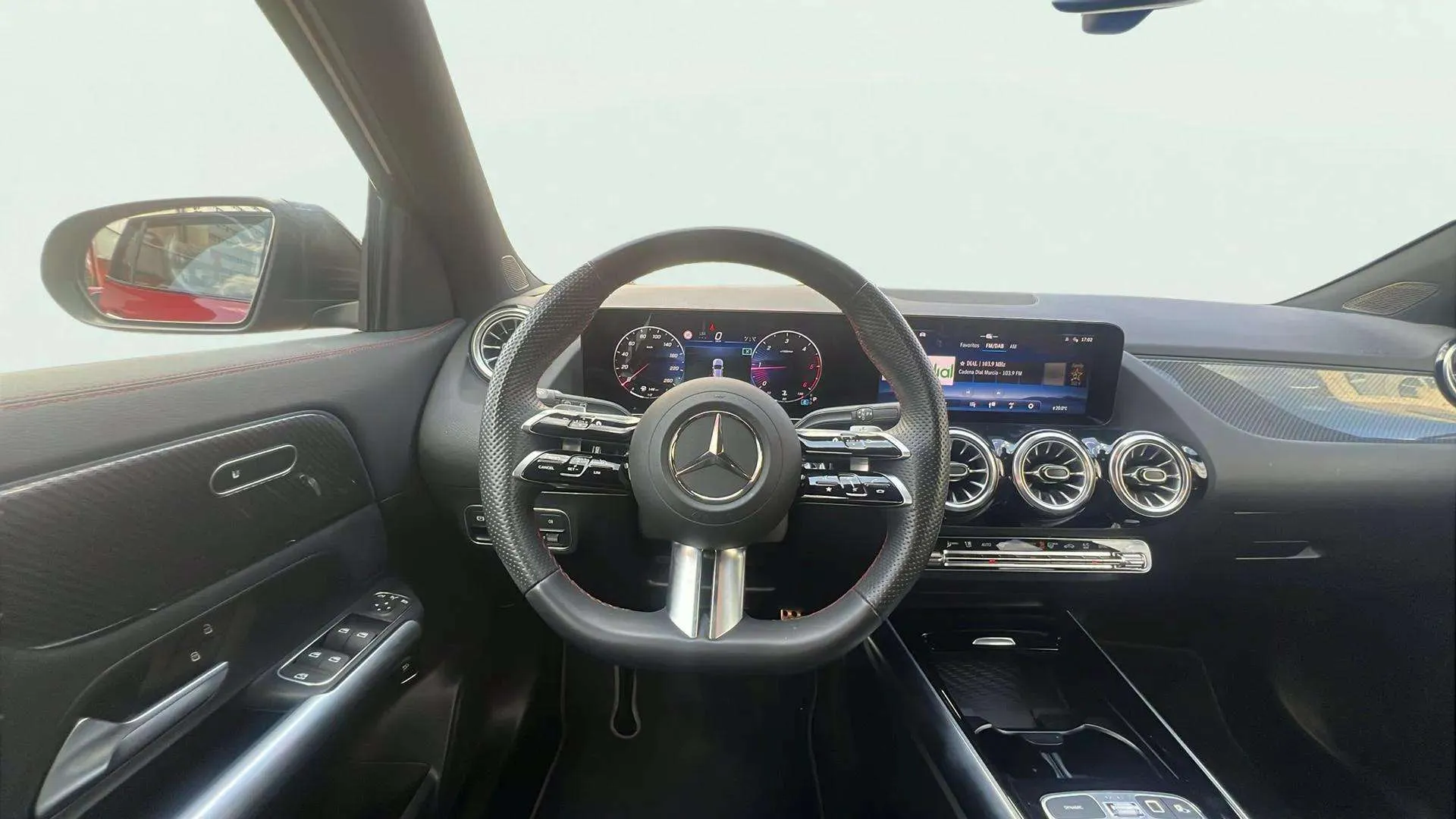 Mercedes-Benz GLA 200 D - foto 11