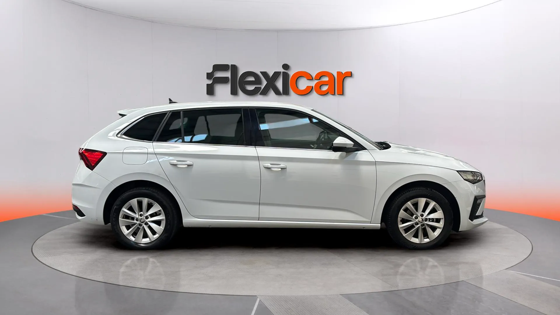 Škoda Scala 1.0 TSI Selection - foto 8