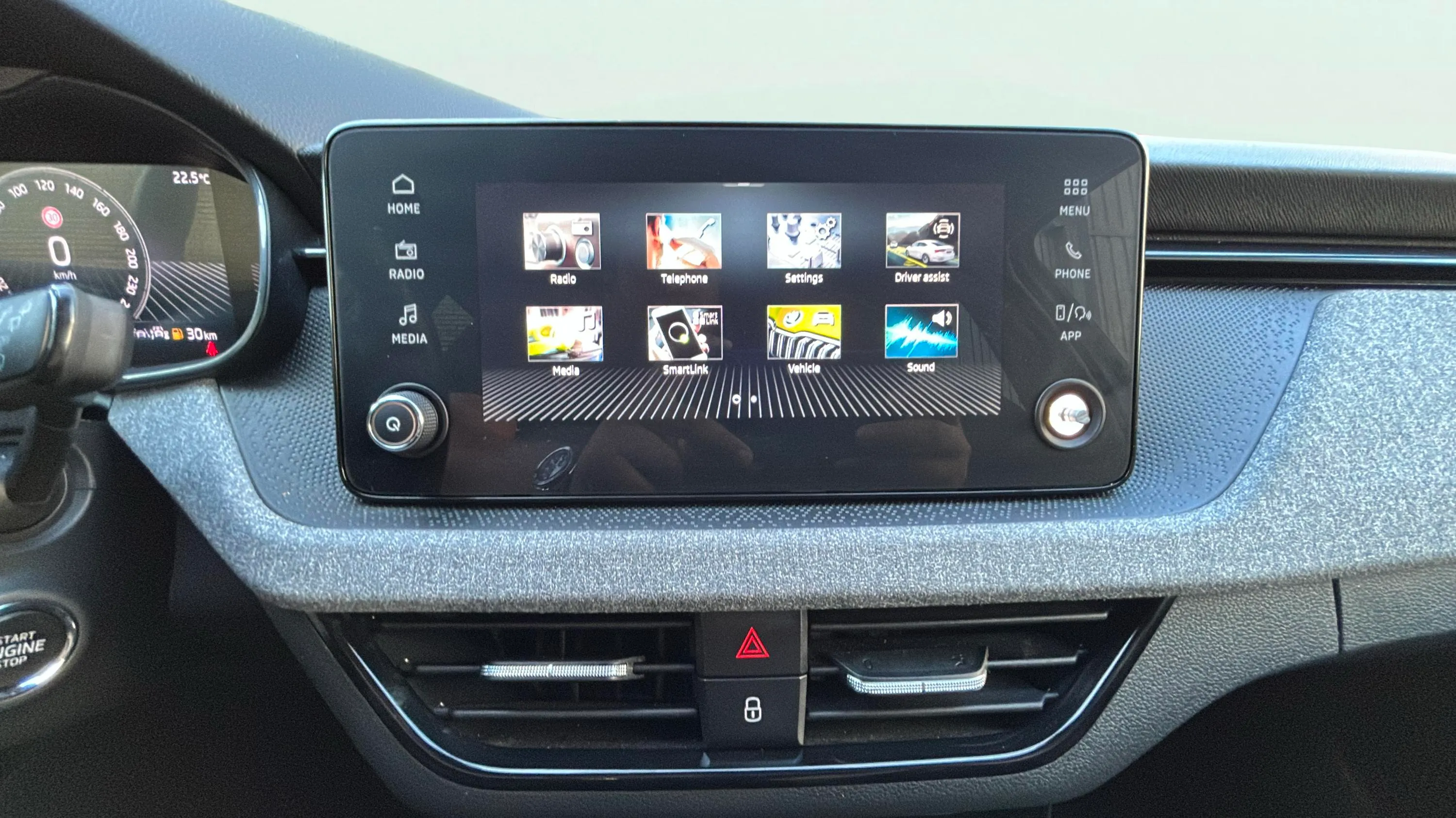 Škoda Scala 1.0 TSI DSG Selection - foto 25