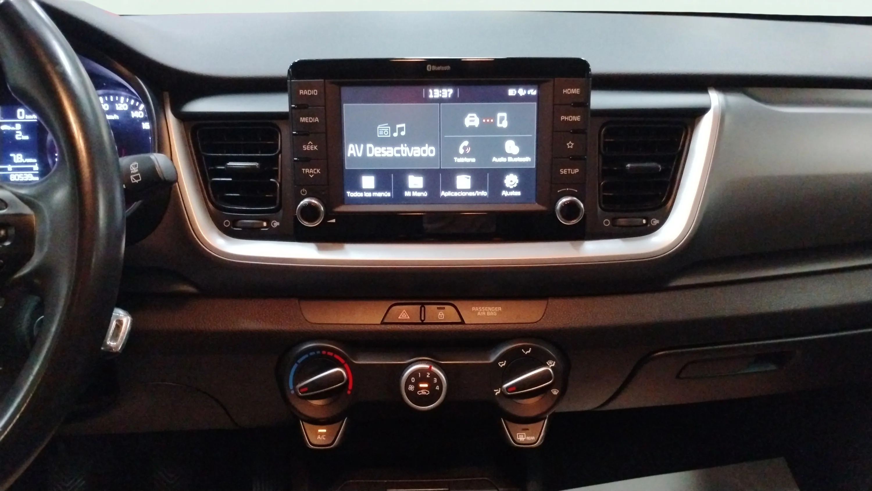 Kia Stonic 1.0 T-GDi Concept - foto 10
