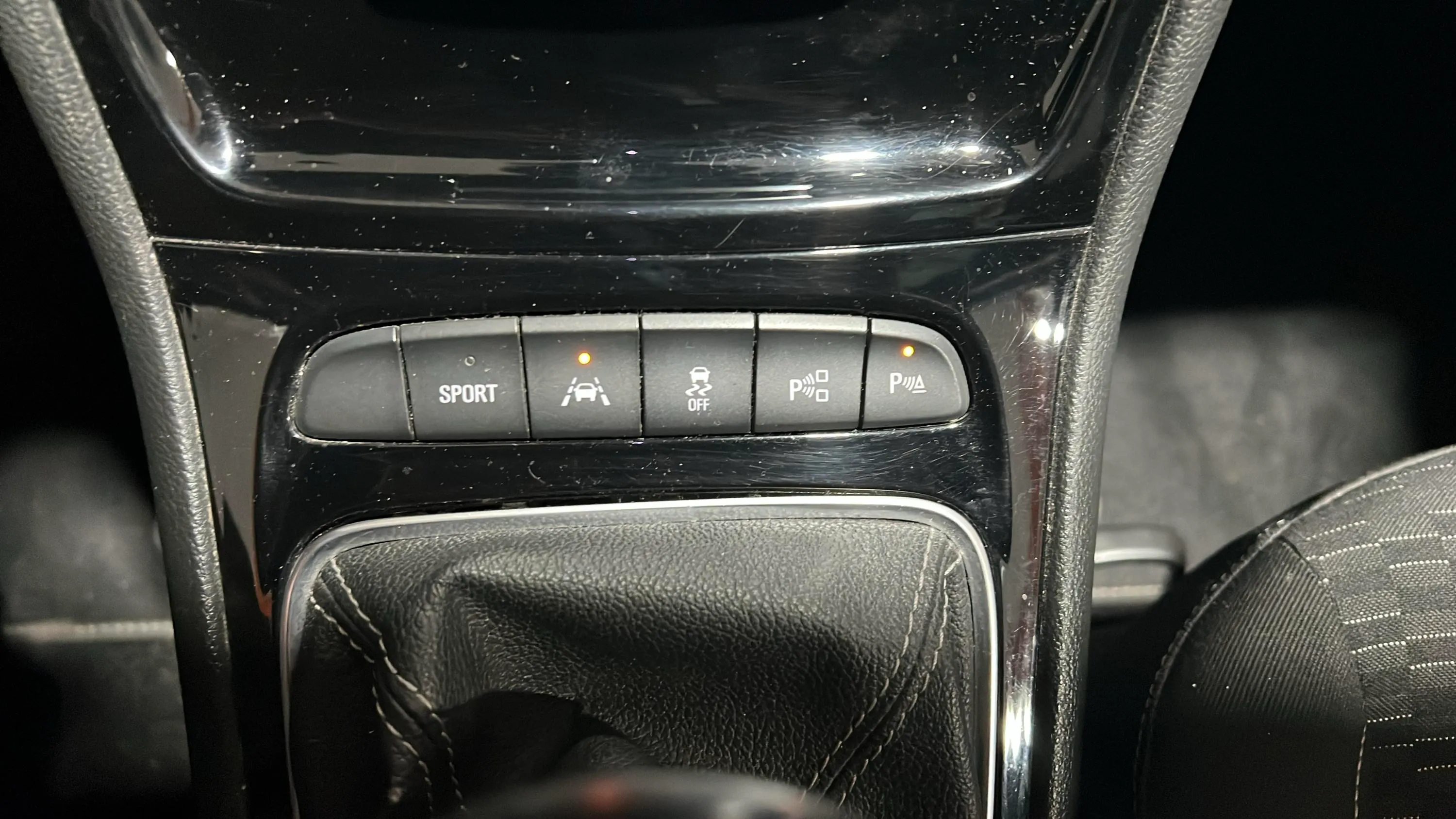 Opel Astra 1.4 Turbo Dynamic - foto 17