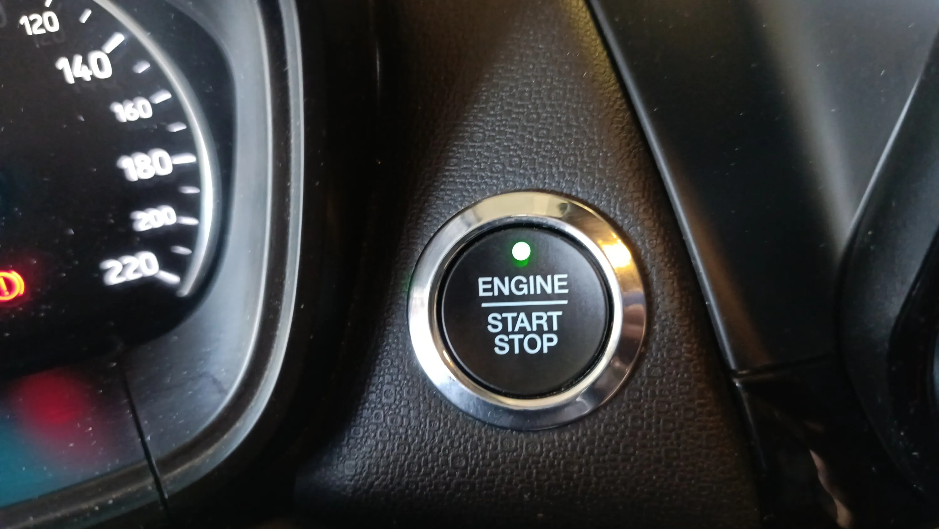 Ford EcoSport 1.0T EcoBoost Active - foto 25