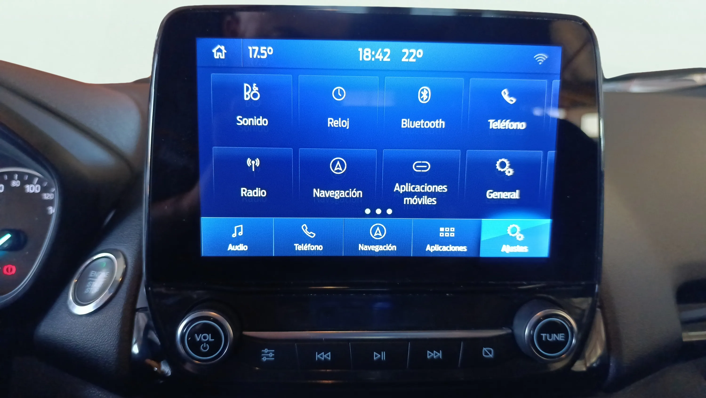 Ford EcoSport 1.0T EcoBoost Active - foto 20