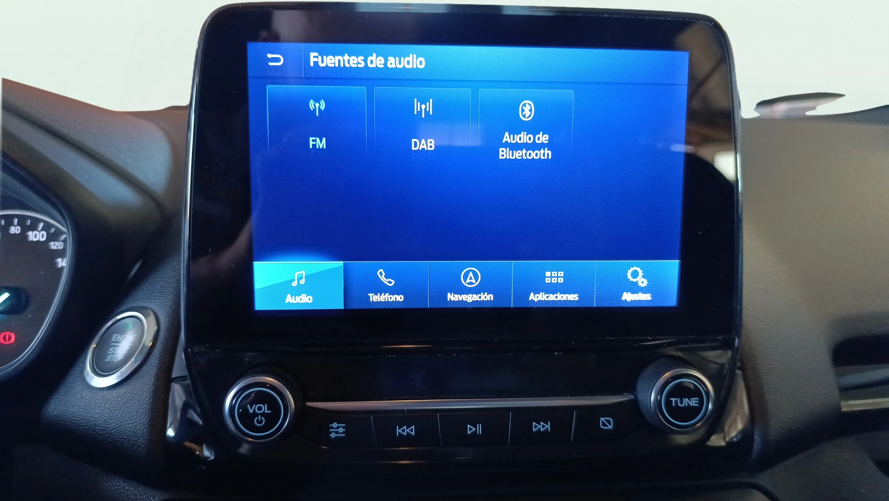 Ford EcoSport 1.0T EcoBoost Active - foto 18