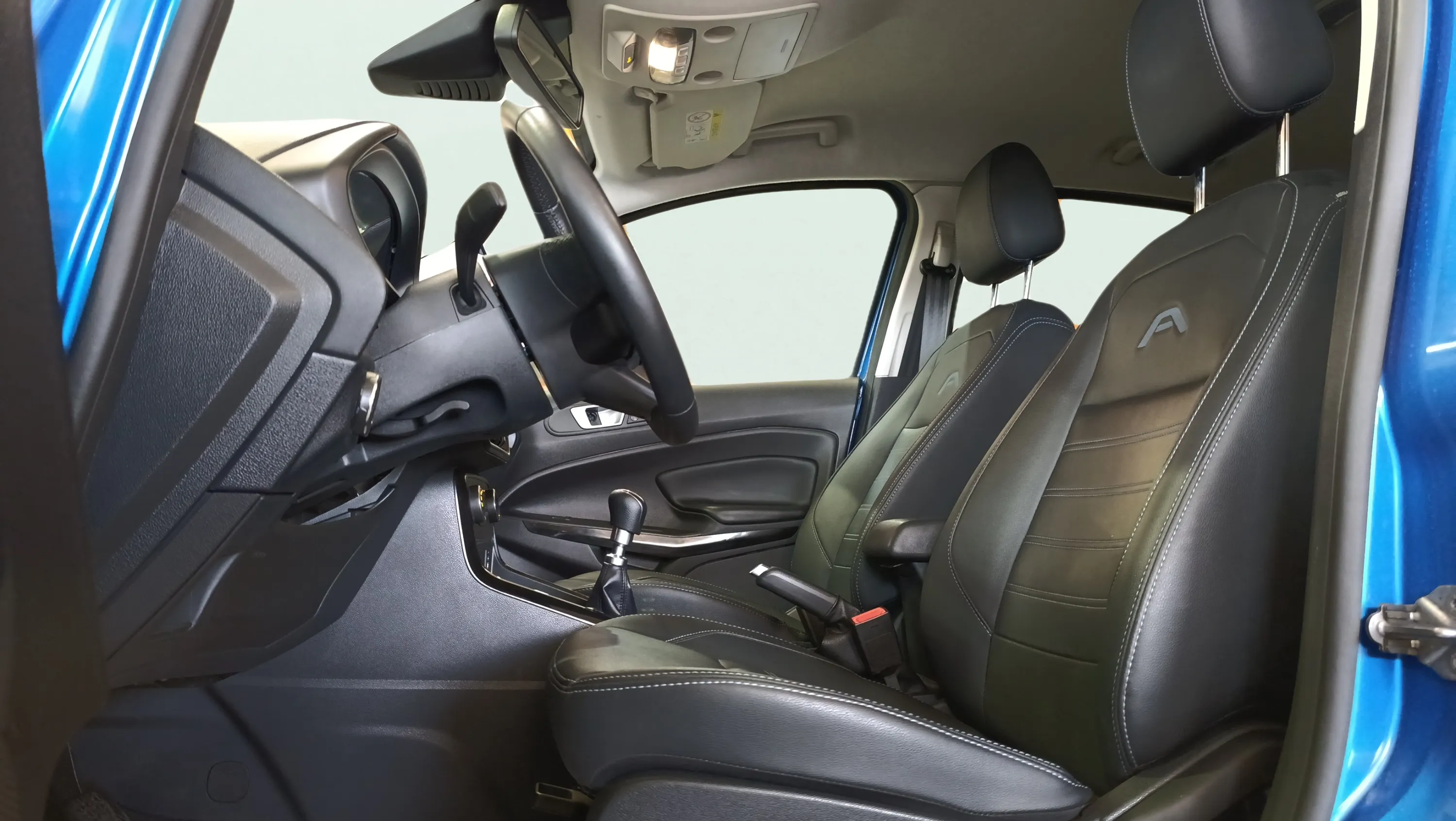 Ford EcoSport 1.0T EcoBoost Active - foto 32