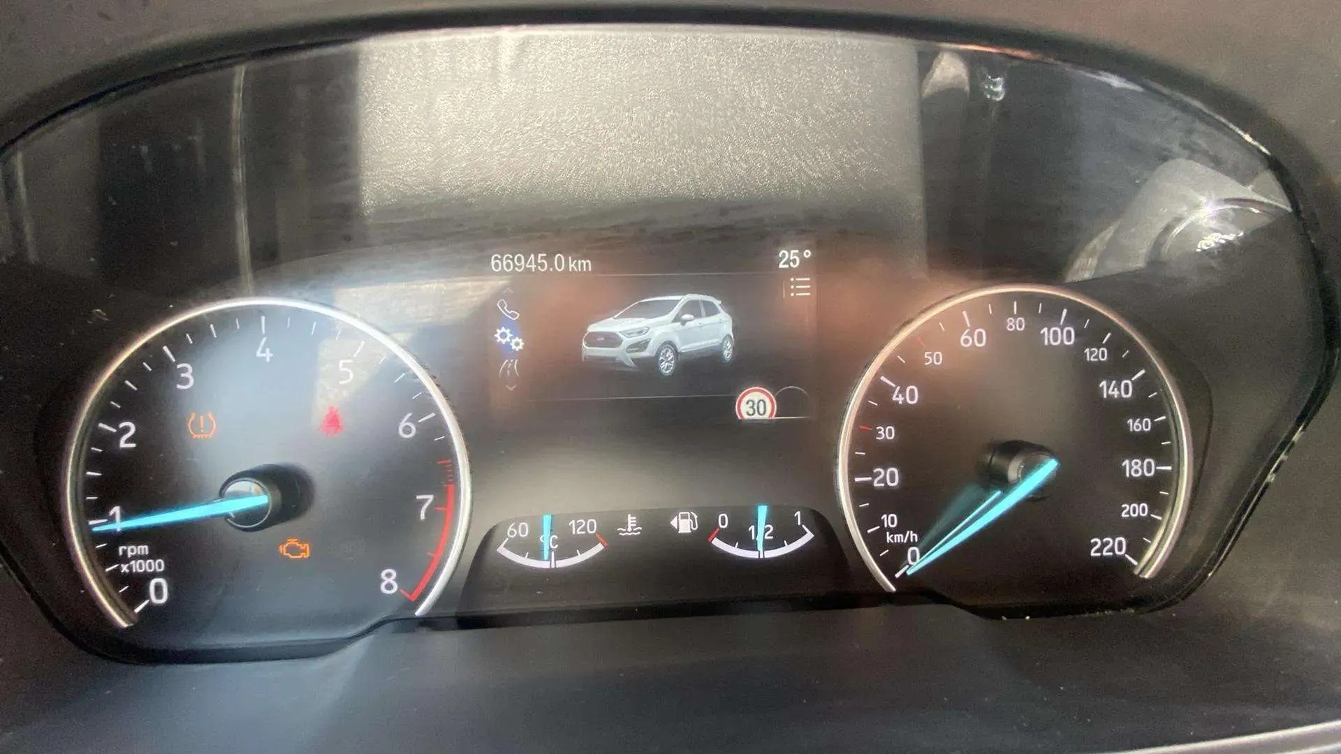 Ford EcoSport 1.0T EcoBoost ST Line - foto 12