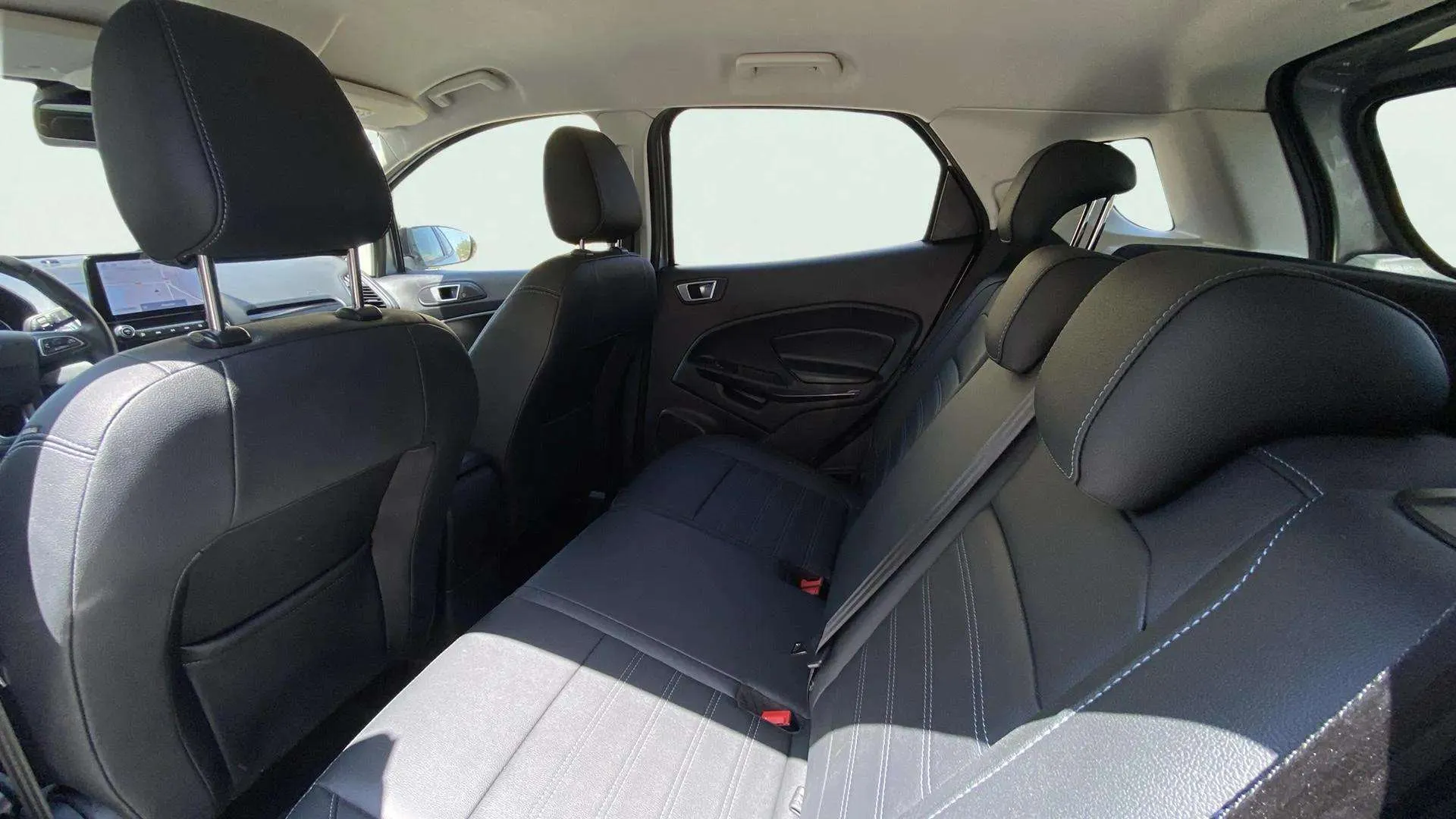 Ford EcoSport 1.0T EcoBoost ST Line - foto 14