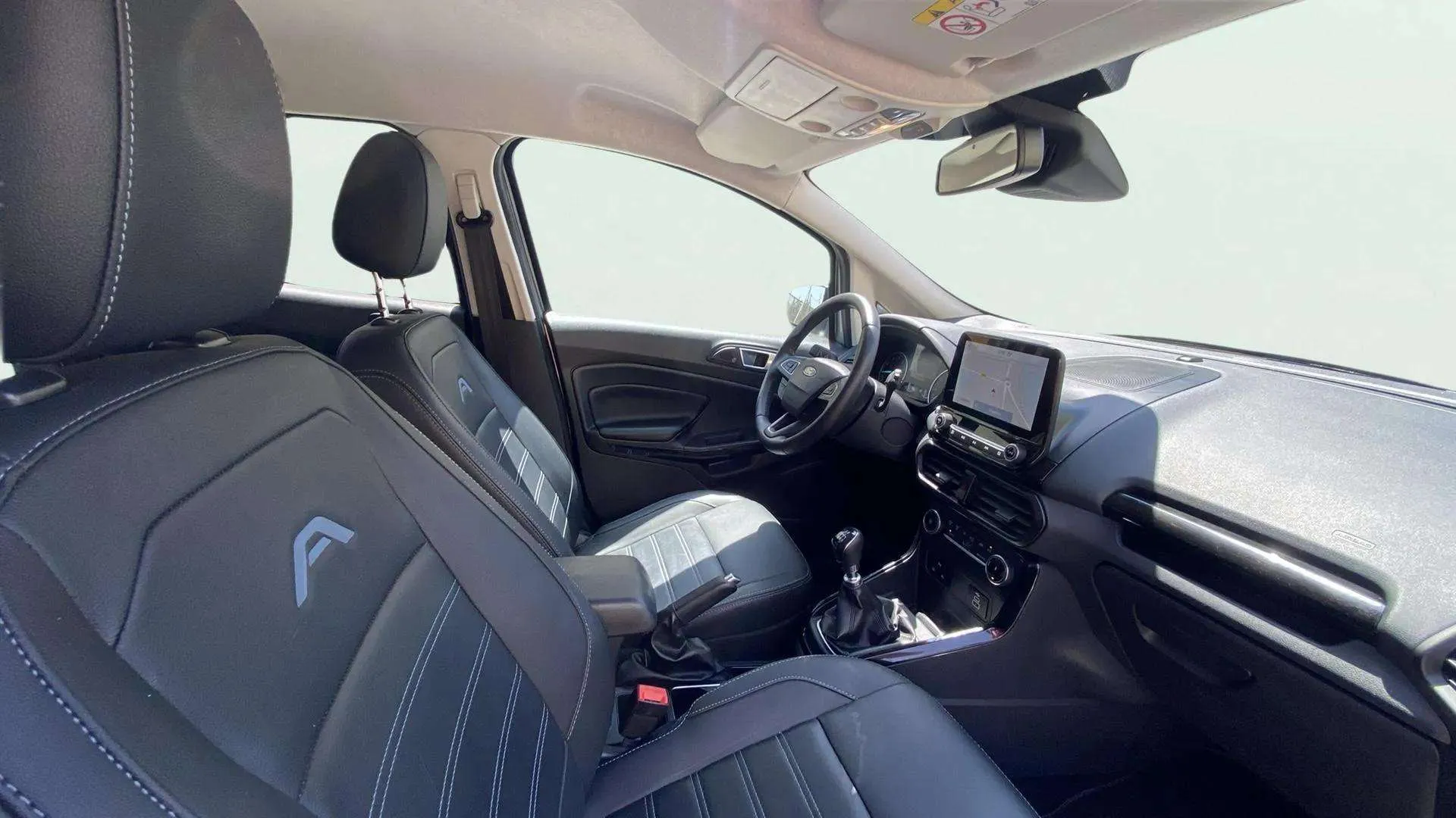 Ford EcoSport 1.0T EcoBoost ST Line - foto 17
