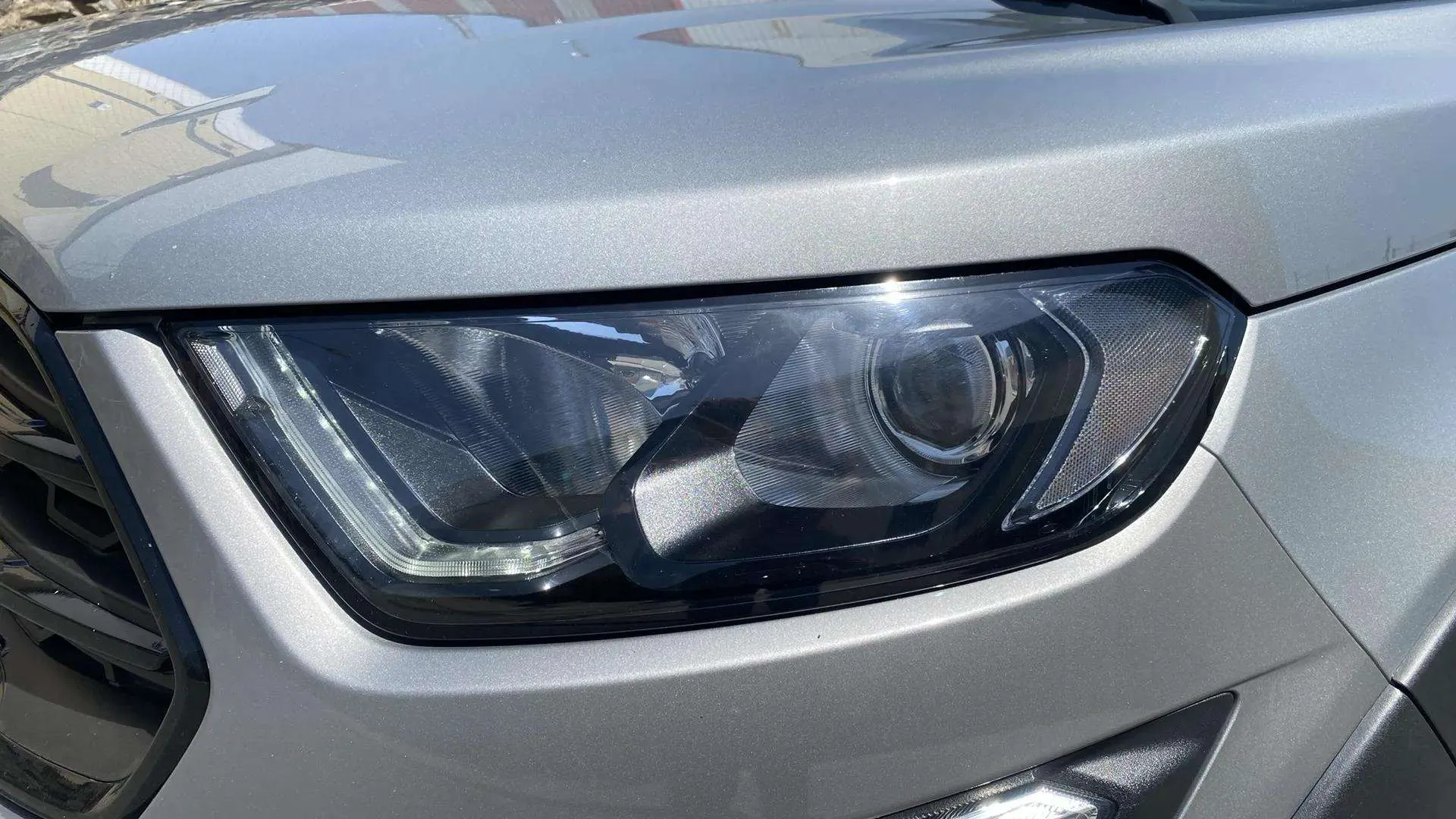 Ford EcoSport 1.0T EcoBoost ST Line - foto 32