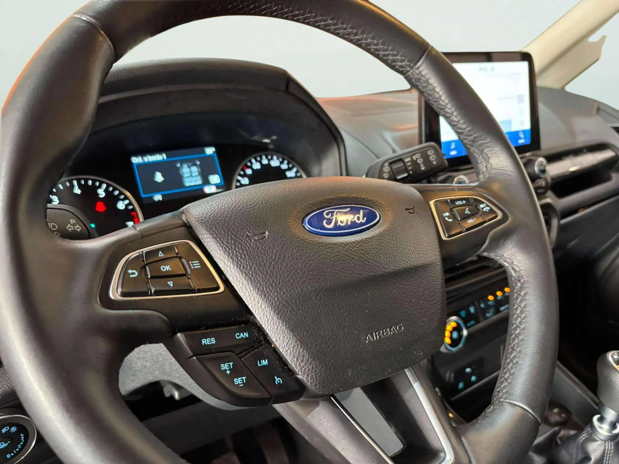 Ford EcoSport 1.0T EcoBoost Active - foto 8