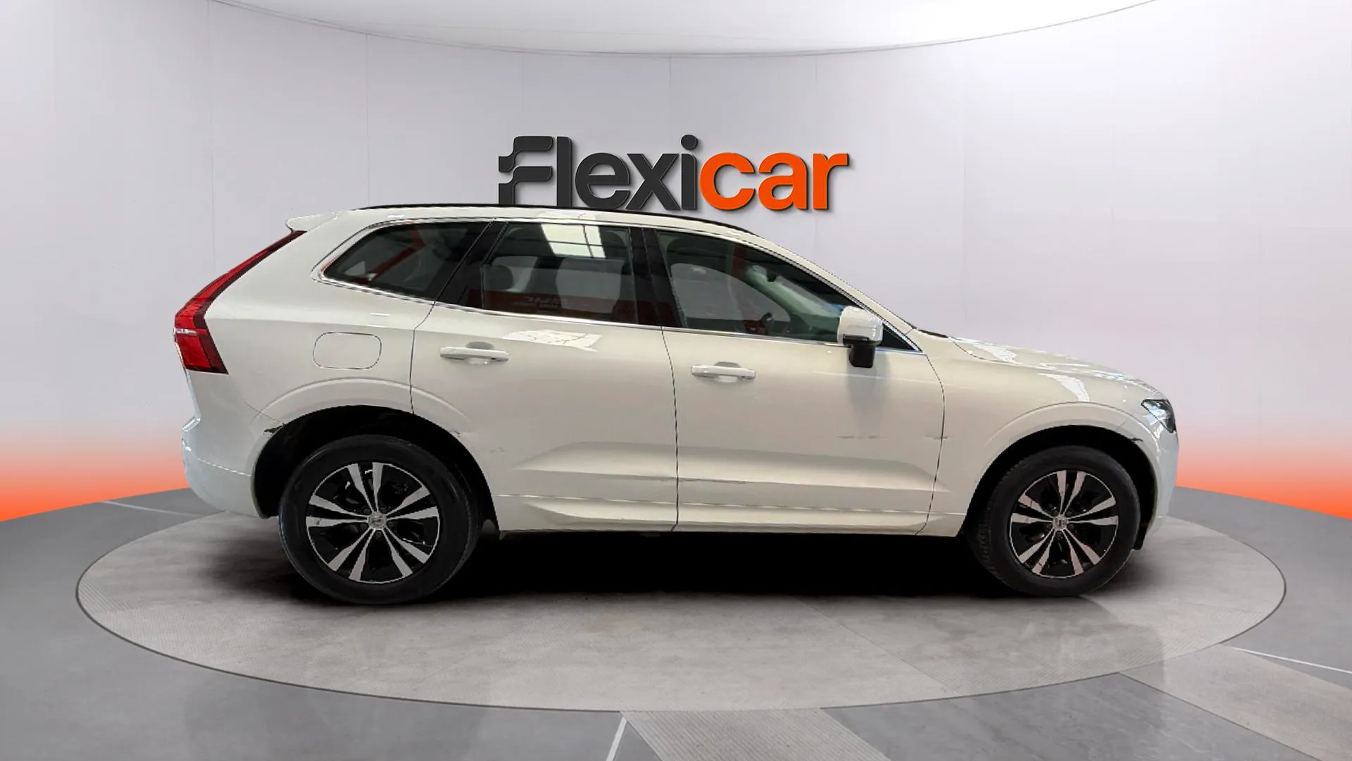 Volvo XC60 2.0 B4 D AWD Momentum Pro - foto 8