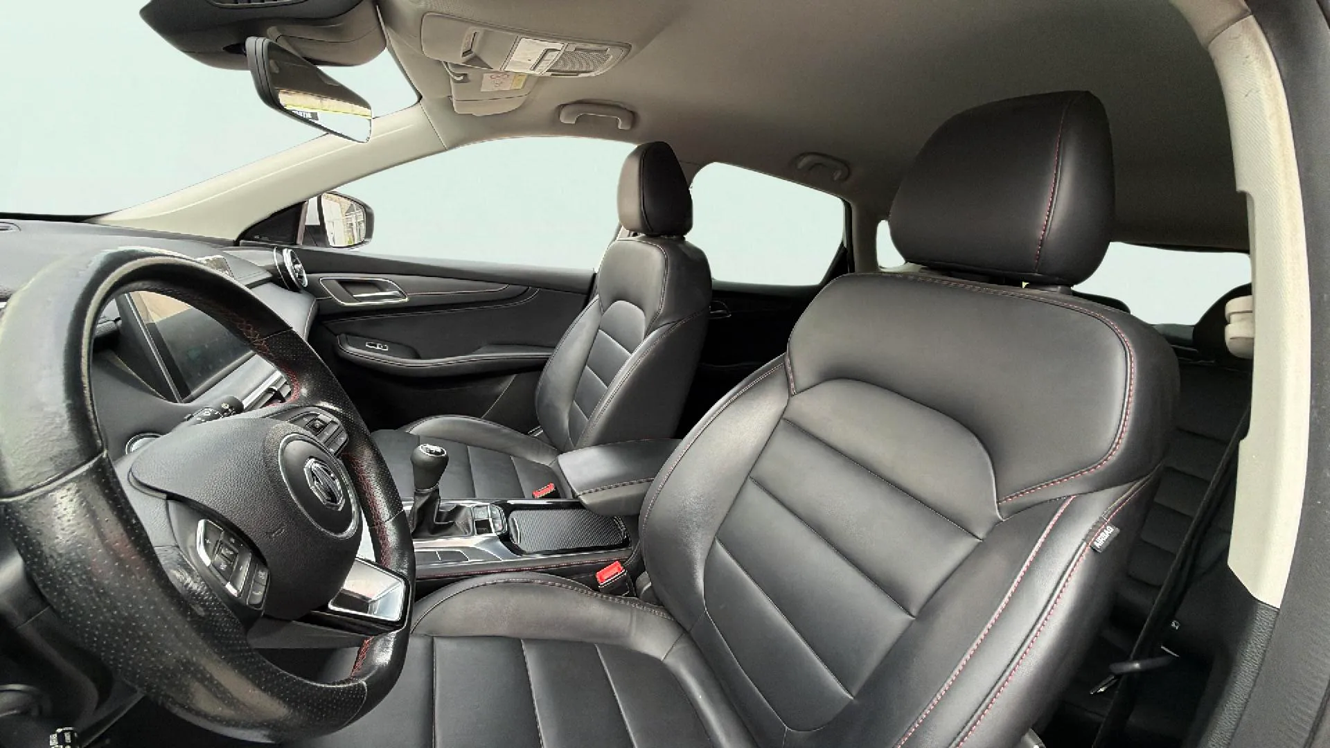MG HS 1.5 Turbo GDI Luxury - foto 20