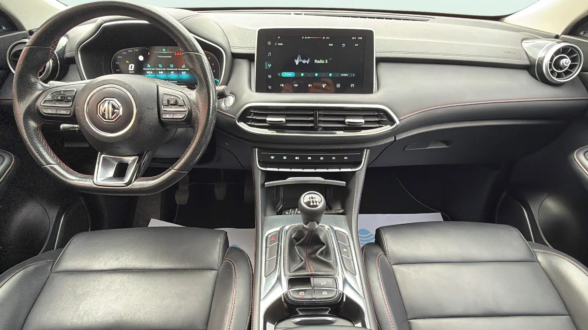 MG HS 1.5 Turbo GDI Luxury - foto 16