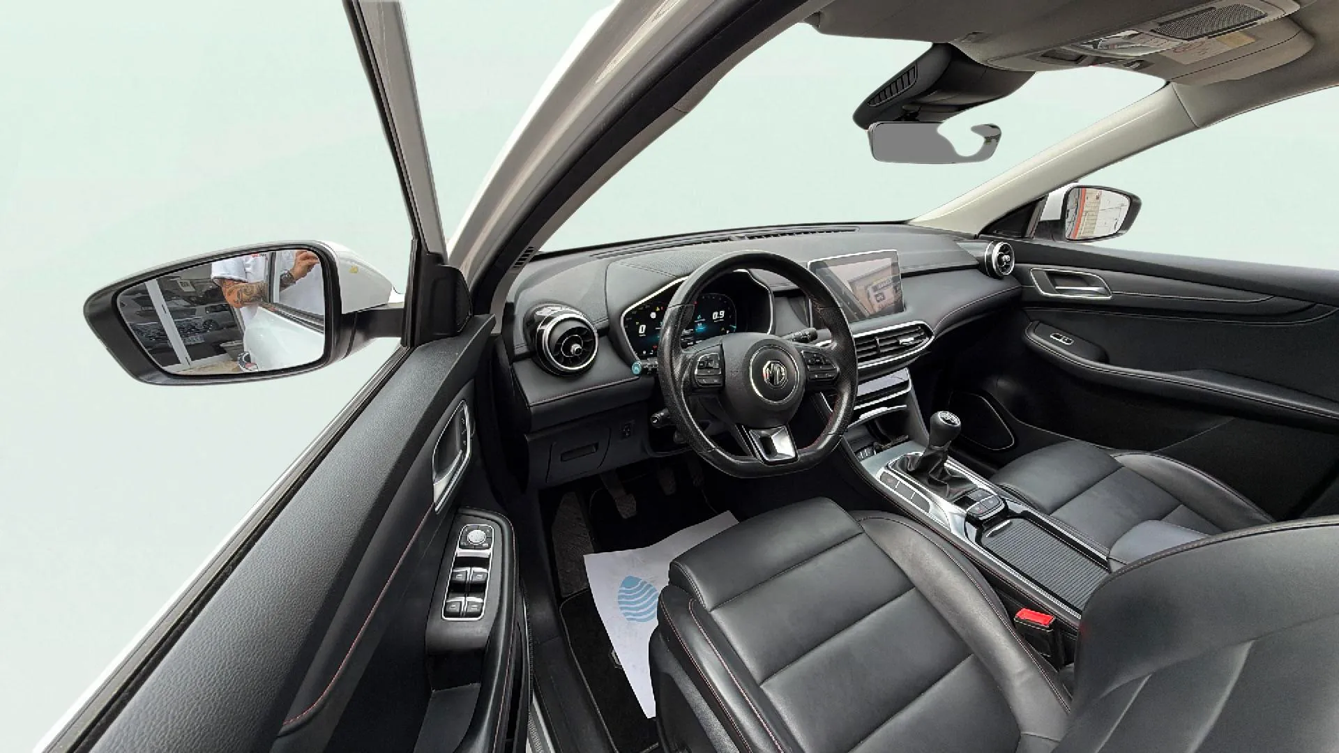 MG HS 1.5 Turbo GDI Luxury - foto 11