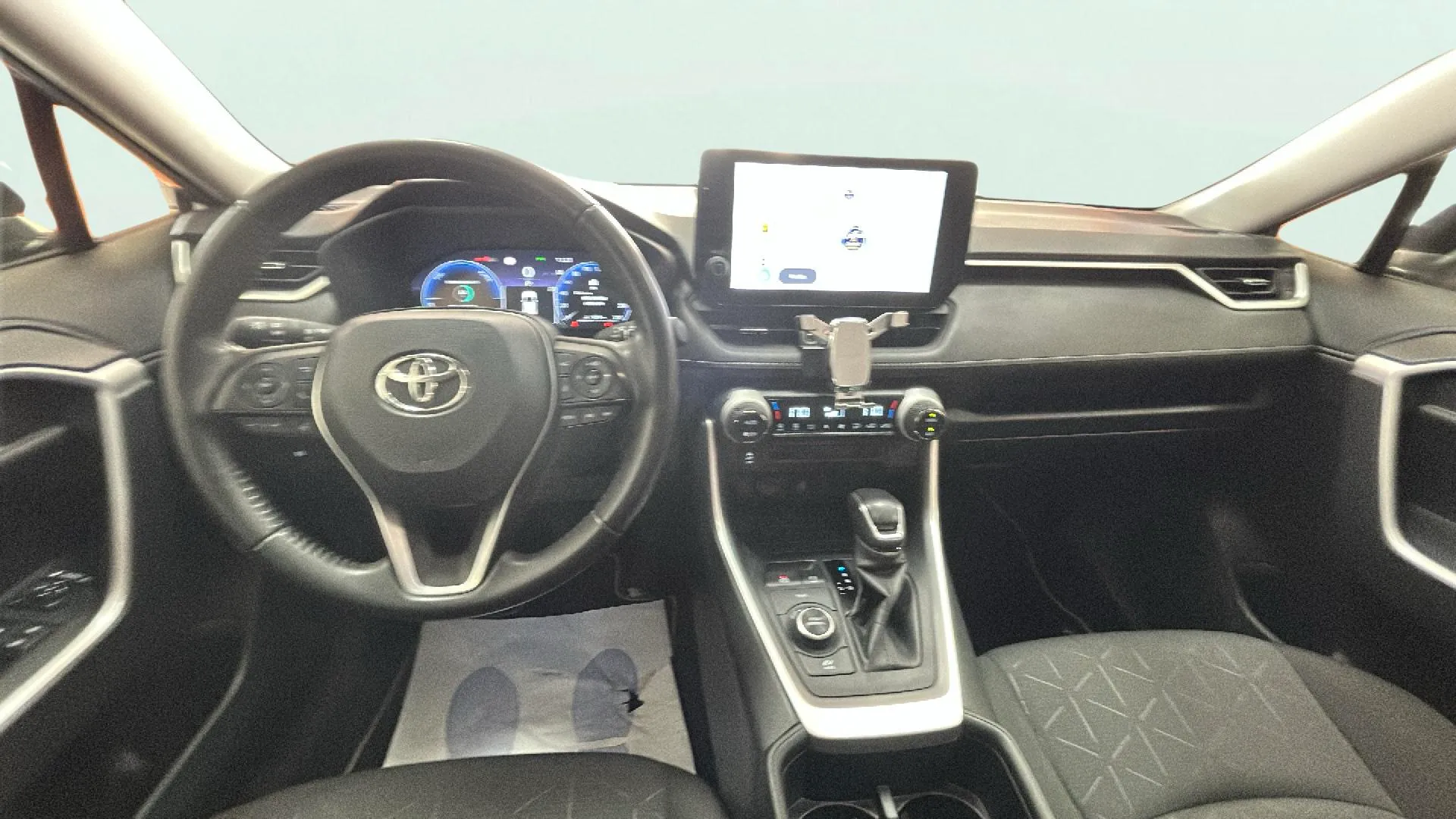 Toyota RAV4 2.5l 220H Advance - foto 16