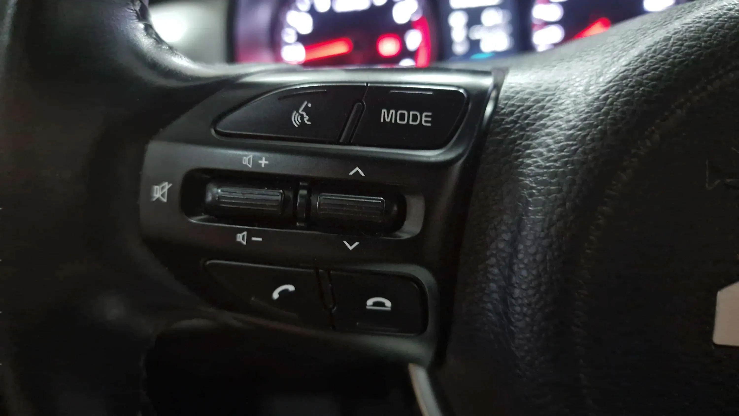Kia Stonic 1.0 T-GDi MHEV Drive - foto 12