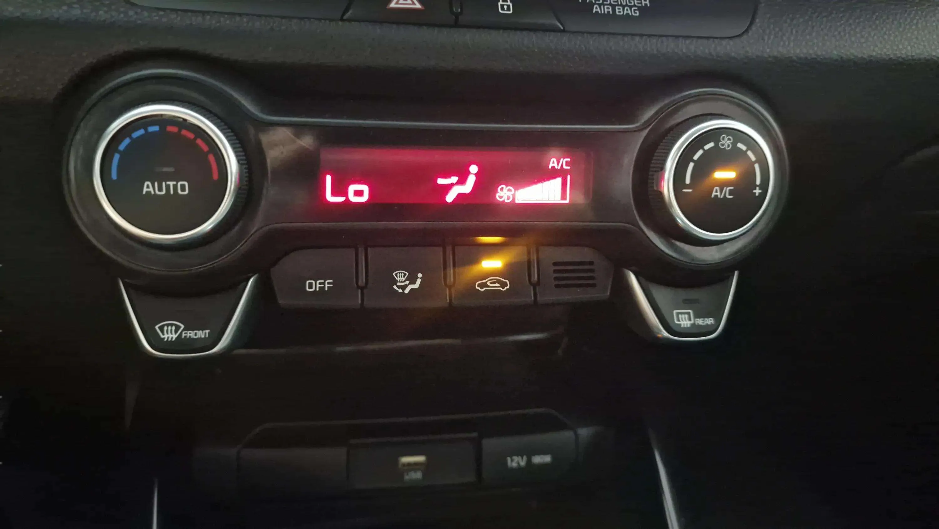 Kia Stonic 1.0 T-GDi MHEV Drive - foto 17