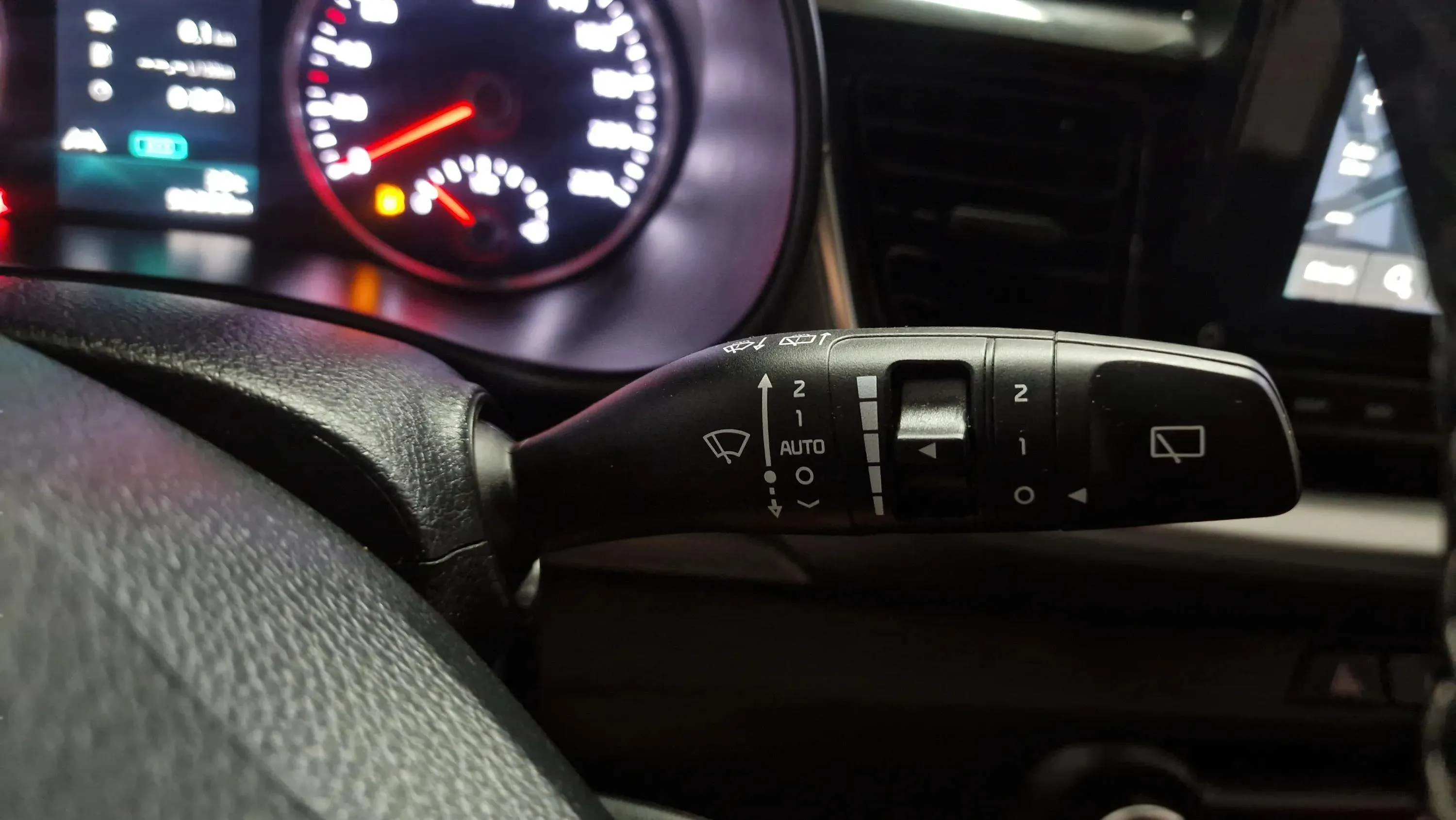 Kia Stonic 1.0 T-GDi MHEV Drive - foto 13