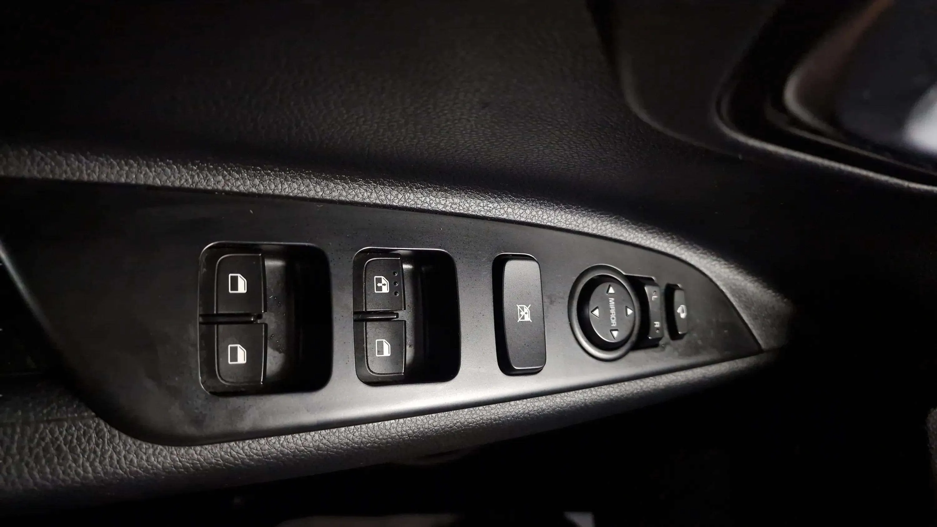 Kia Stonic 1.0 T-GDi MHEV Drive - foto 18