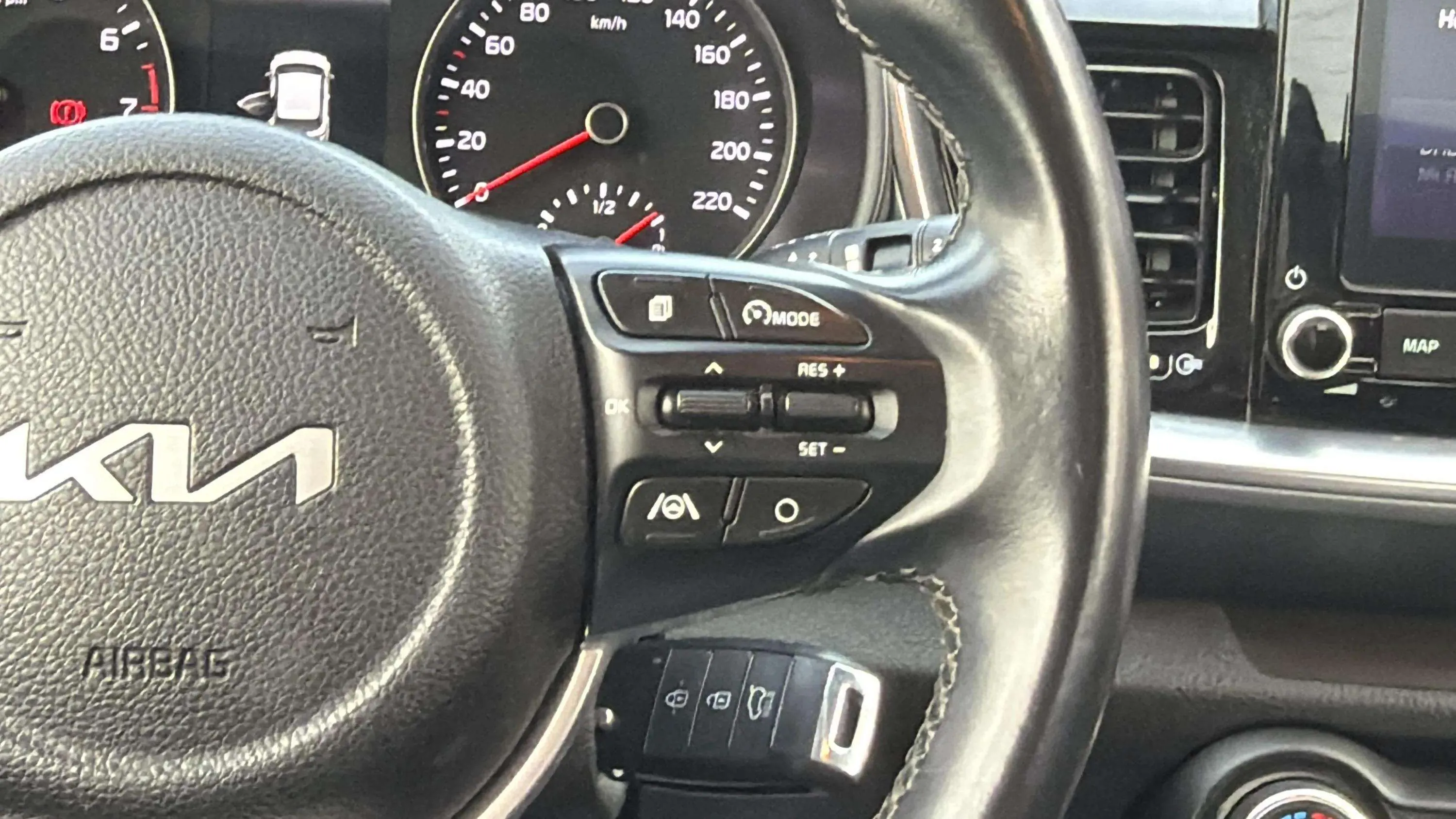 Kia Stonic 1.0 T-GDi MHEV Drive - foto 17