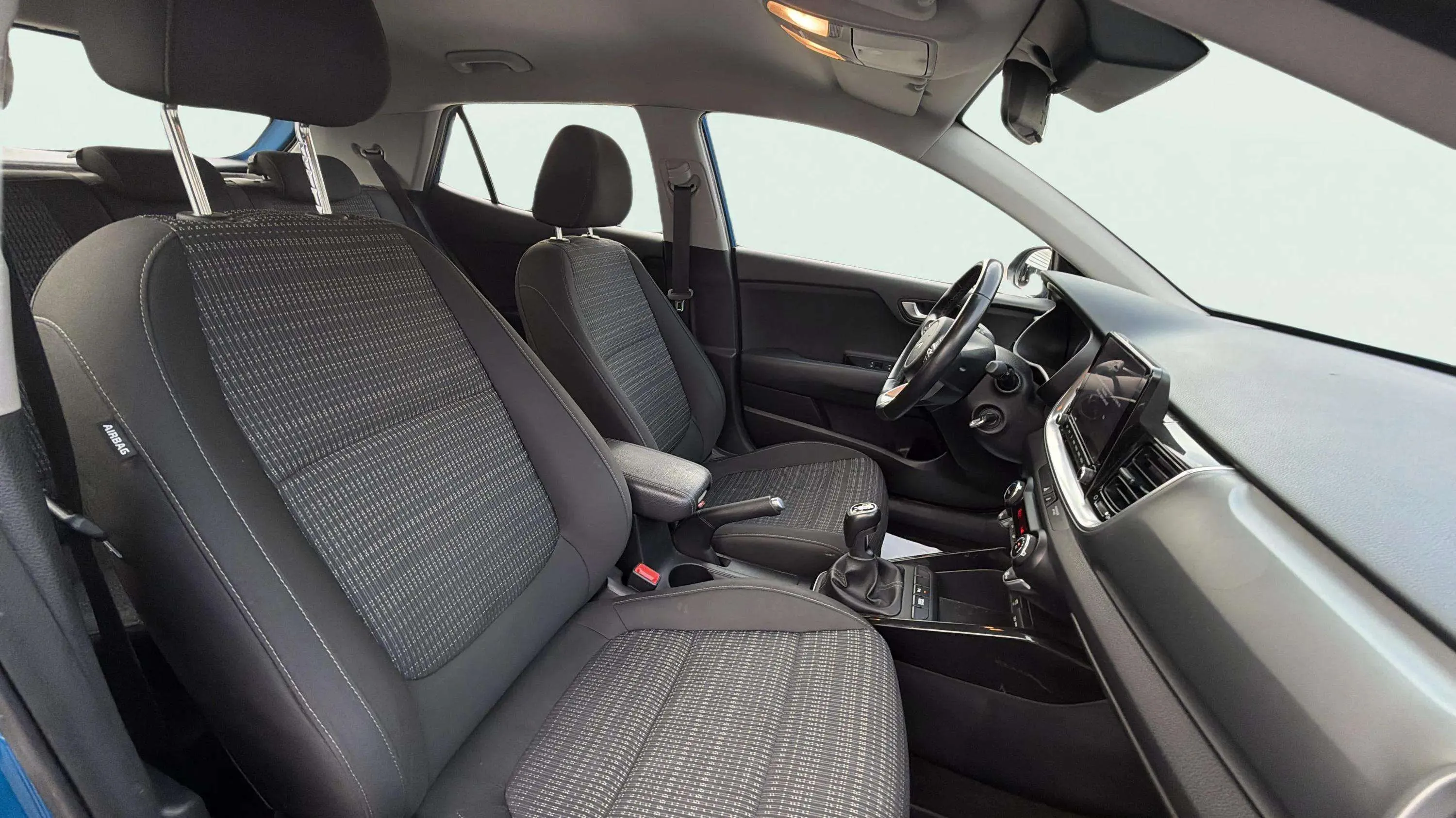 Kia Stonic 1.0 T-GDi MHEV Drive - foto 20