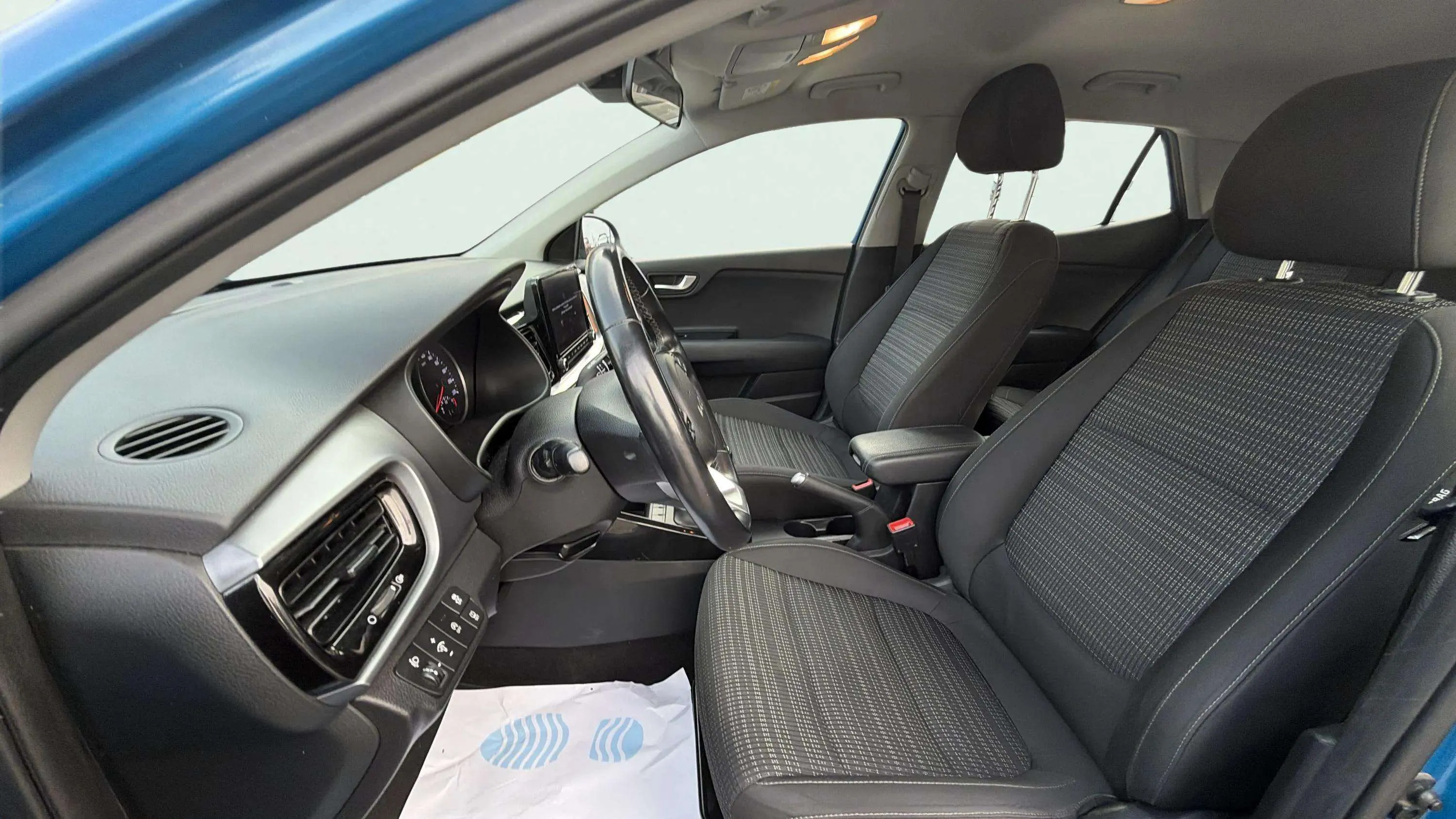 Kia Stonic 1.0 T-GDi MHEV Drive - foto 19