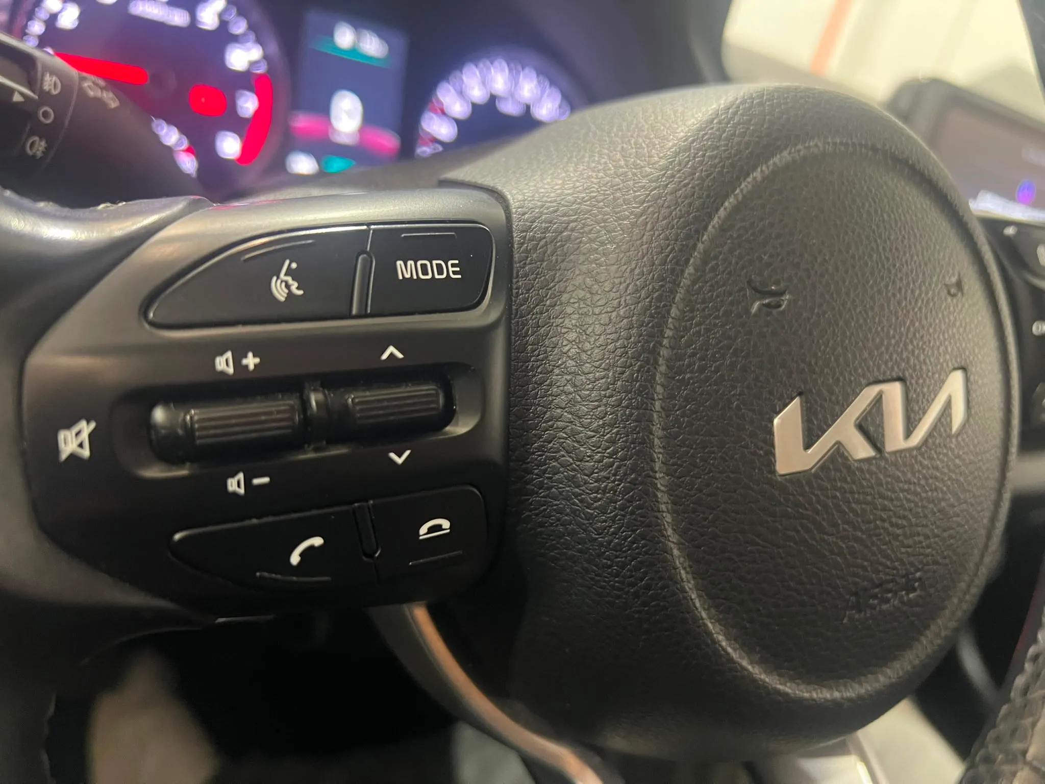 Kia Stonic 1.0 T-GDi MHEV Drive - foto 17