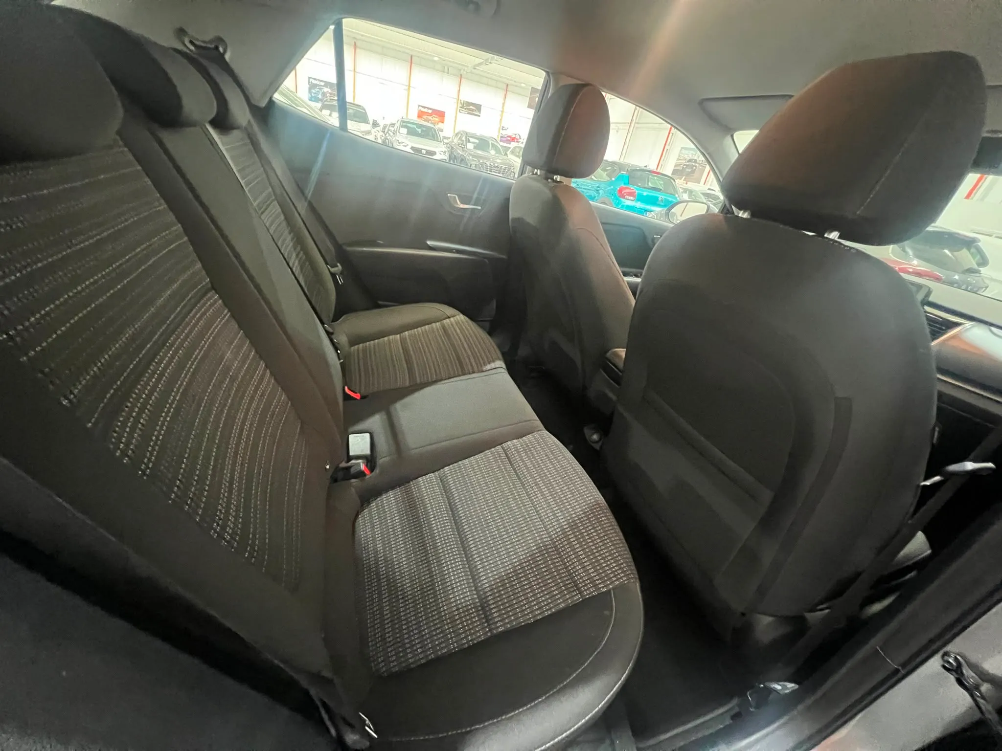 Kia Stonic 1.0 T-GDi MHEV Drive - foto 9