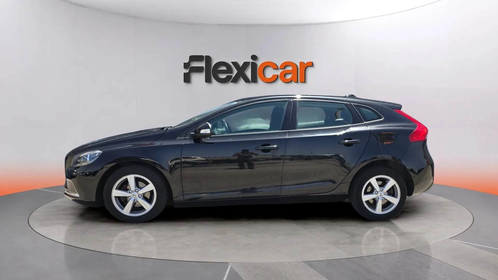 Volvo V40 2.0 D2 Inscription - foto 4