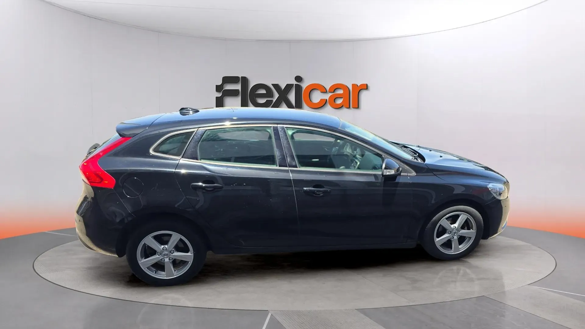 Volvo V40 2.0 D2 Inscription - foto 7