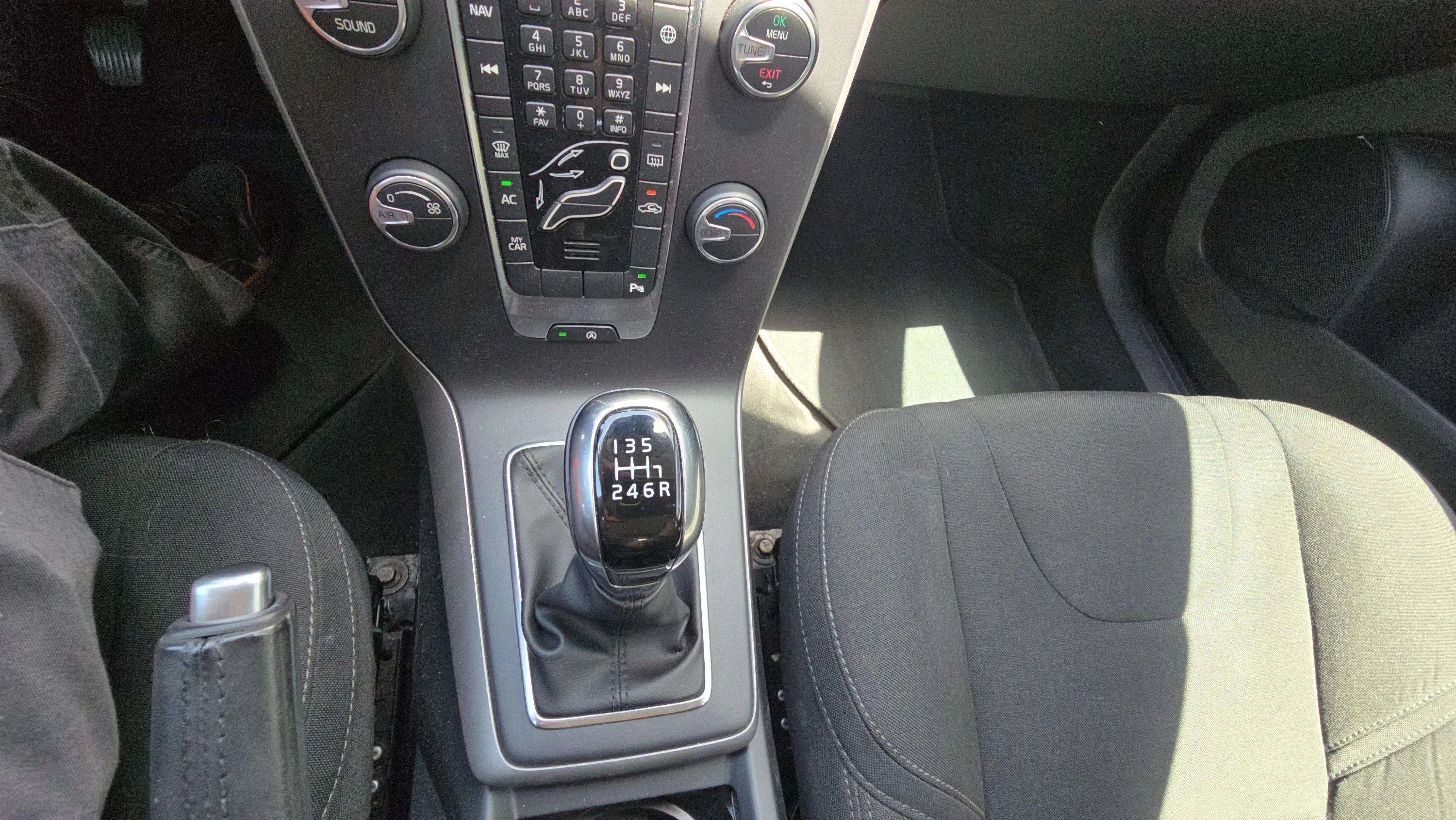 Volvo V40 2.0 D2 Inscription - foto 14
