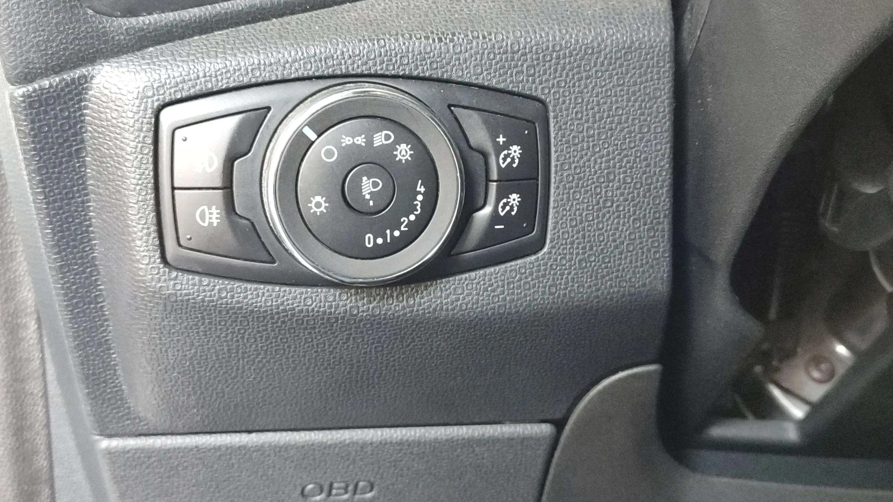Ford EcoSport 1.0T EcoBoost Active - foto 7