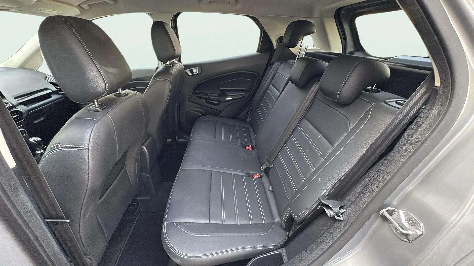 Ford EcoSport 1.0T EcoBoost ST Line - foto 12