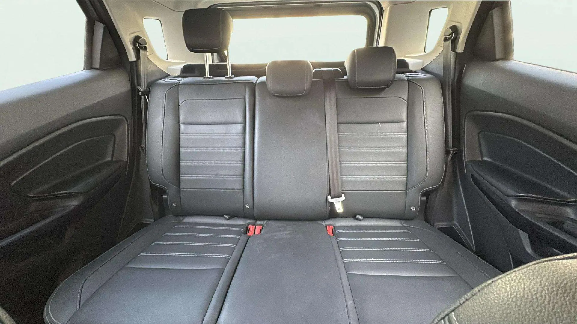 Ford EcoSport 1.0T EcoBoost ST Line - foto 13