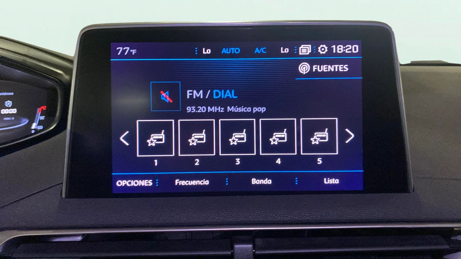 Peugeot 5008 Allure 1.2L PureTech - foto 20