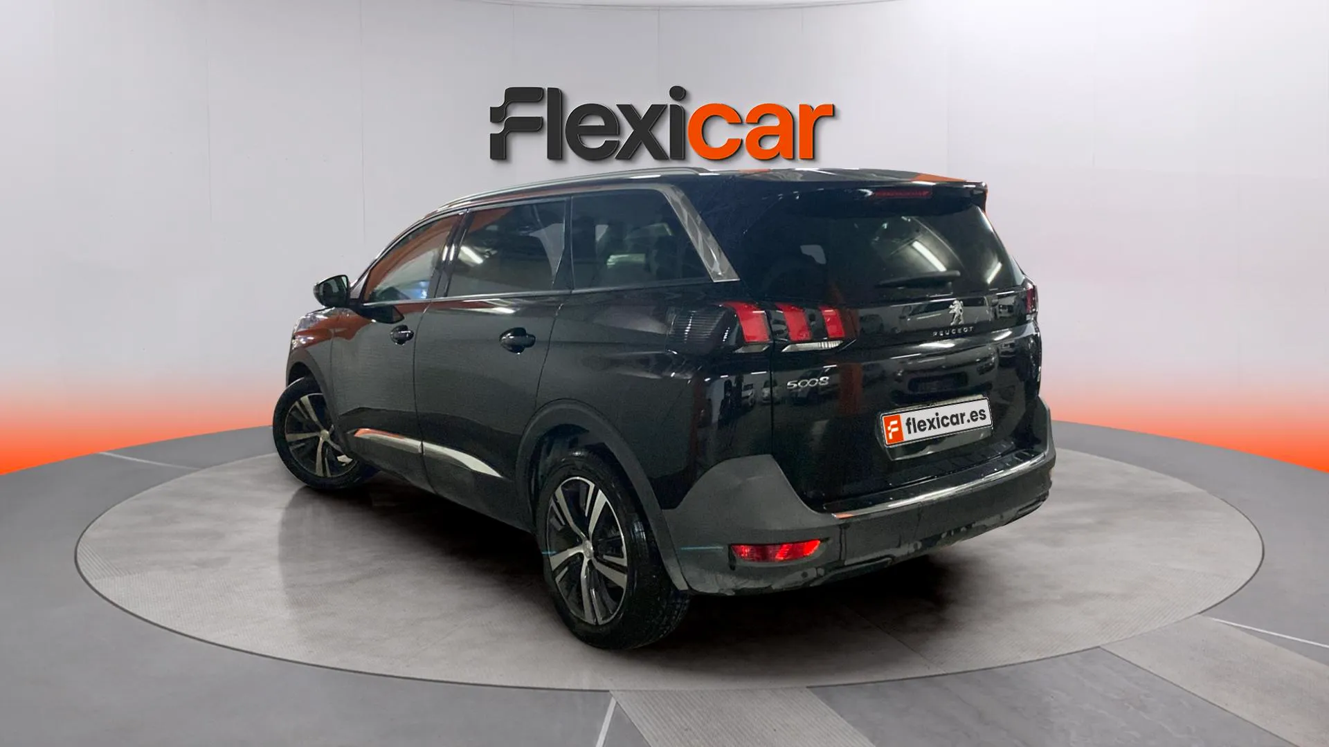 Peugeot 5008 Allure 1.2L PureTech - foto 6