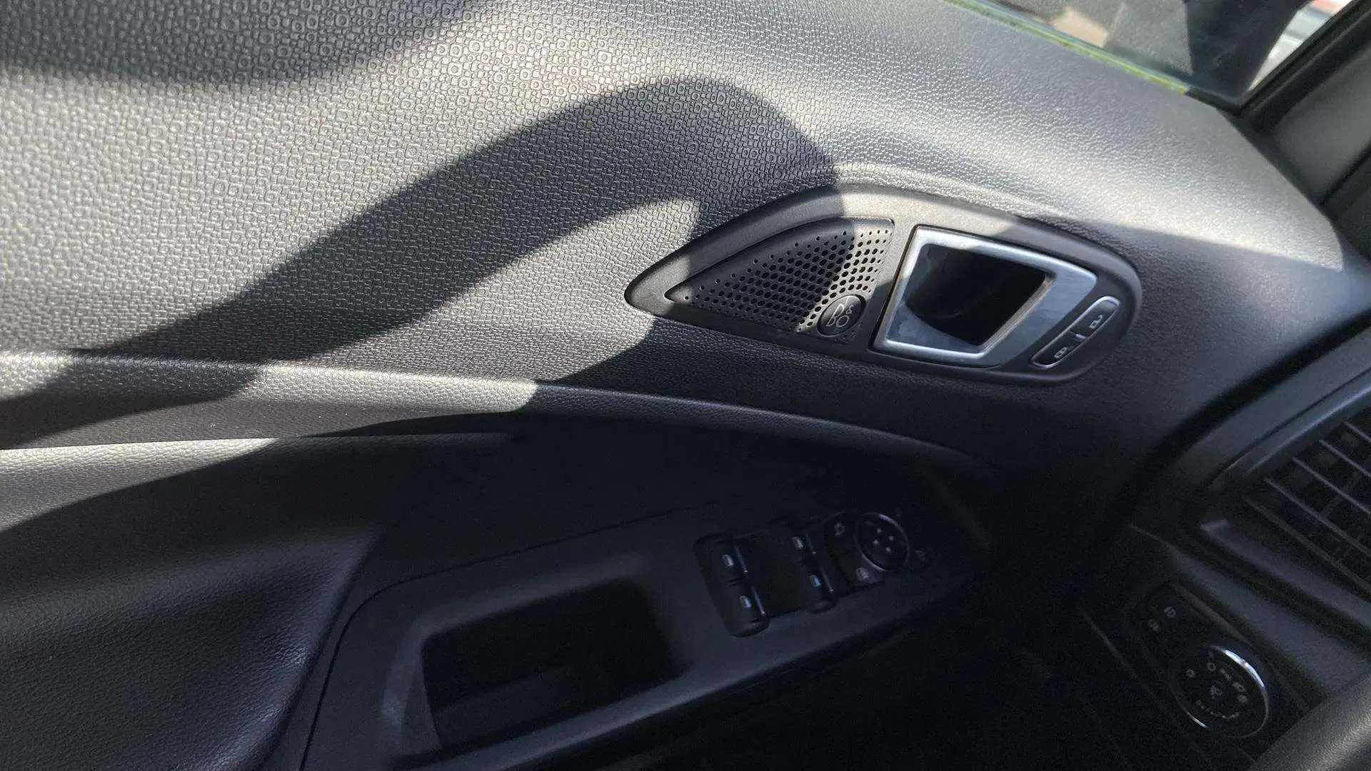 Ford EcoSport 1.0T EcoBoost ST Line - foto 20