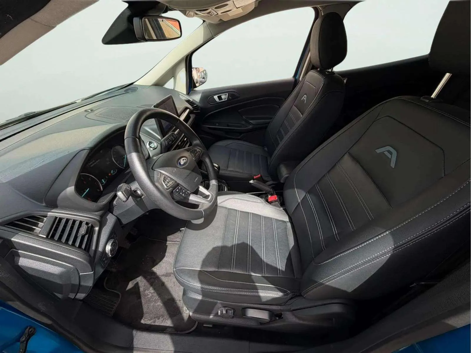 Ford EcoSport 1.0T EcoBoost Active - foto 10