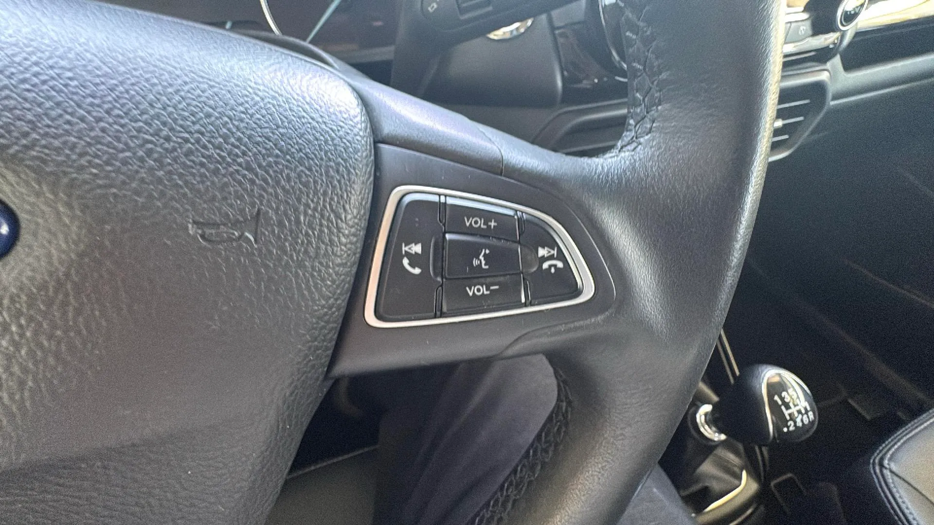 Ford EcoSport 1.0T EcoBoost Active - foto 9