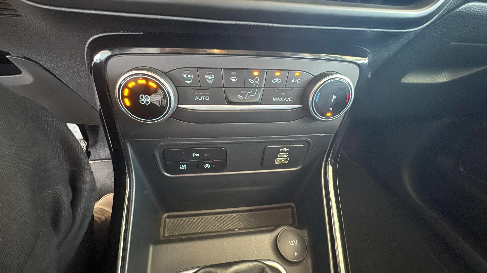Ford EcoSport 1.0T EcoBoost Active - foto 20