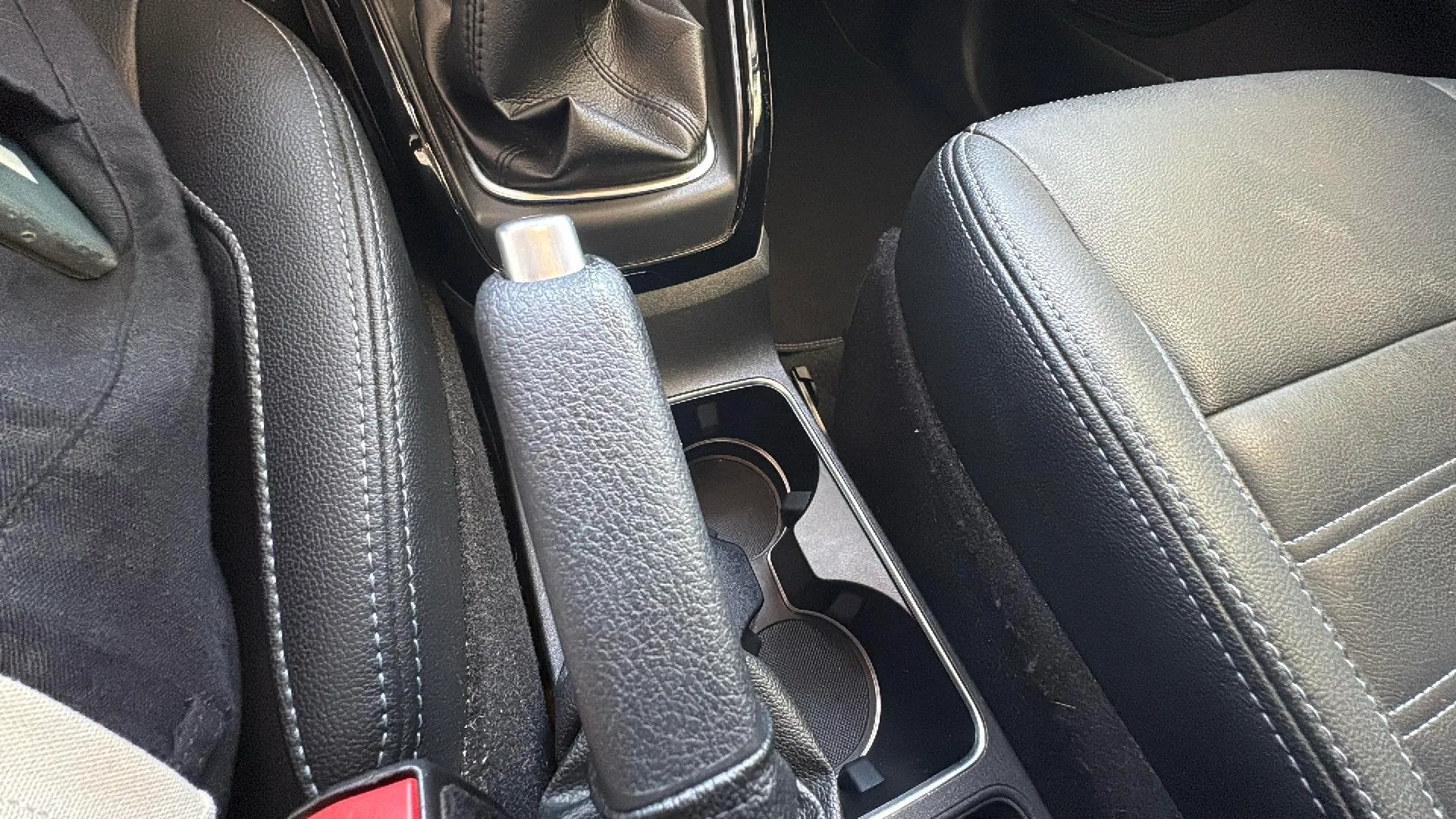 Ford EcoSport 1.0T EcoBoost Active - foto 23