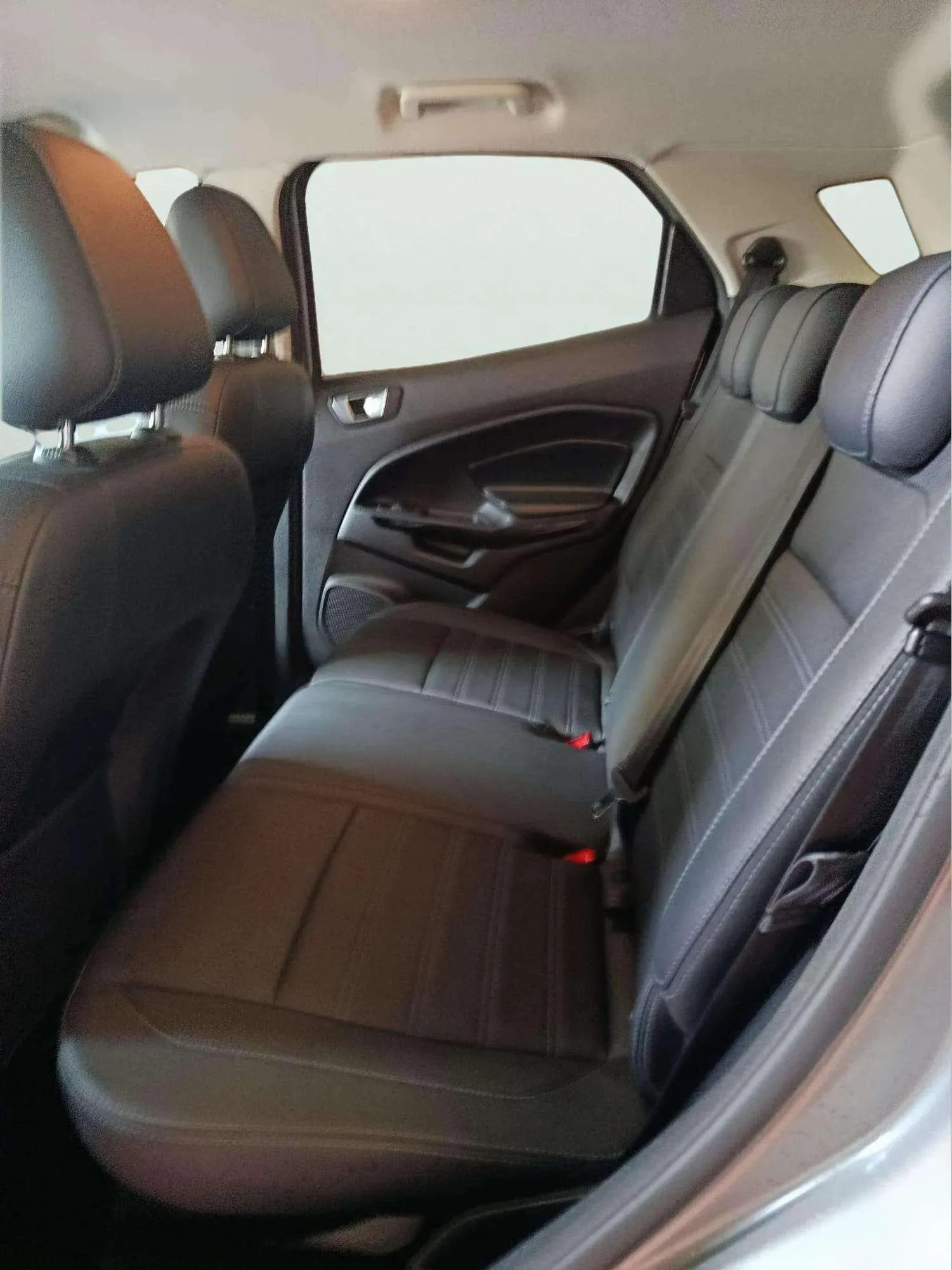Ford EcoSport 1.0T EcoBoost Active - foto 13