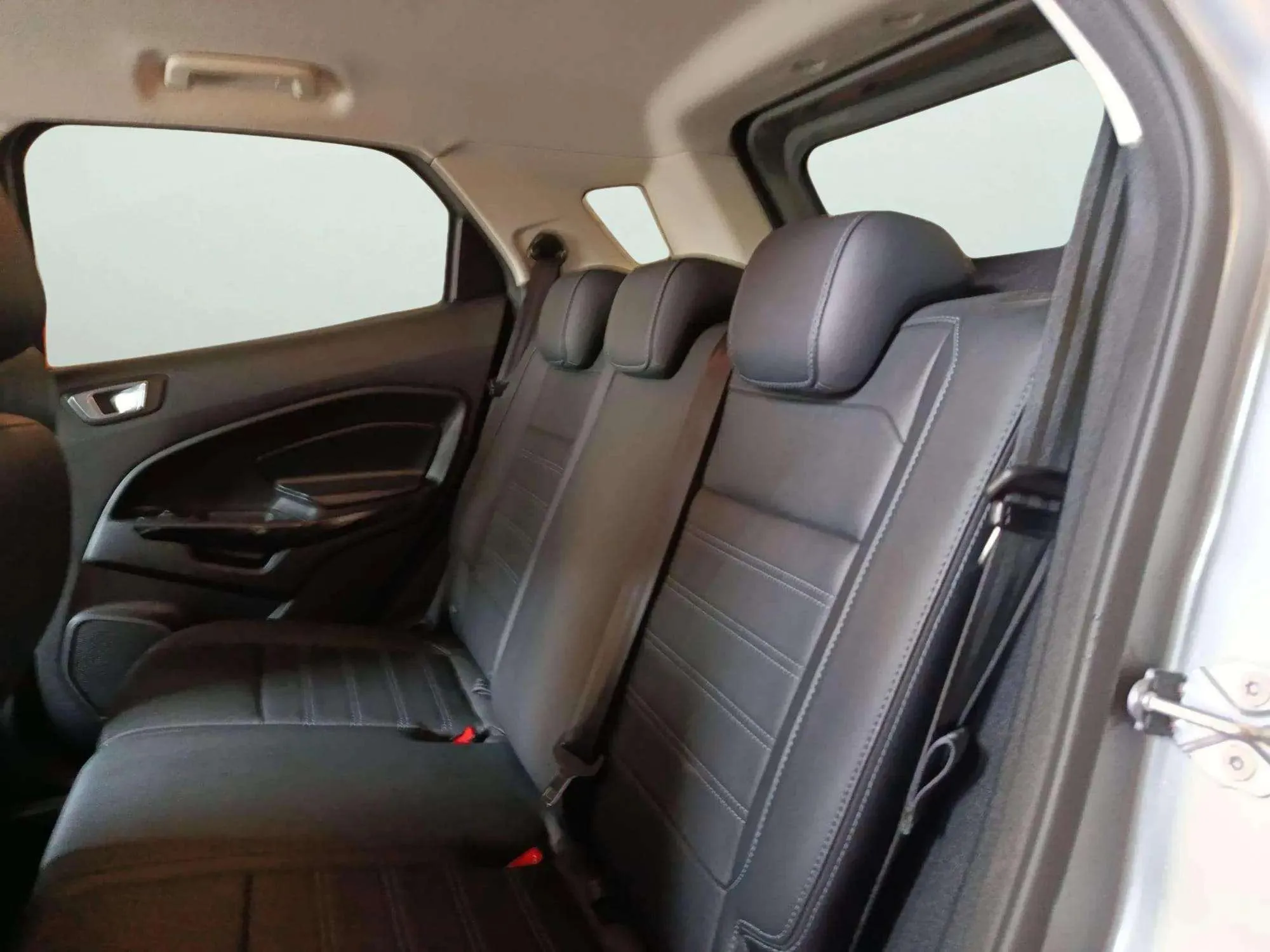Ford EcoSport 1.0T EcoBoost Active - foto 14