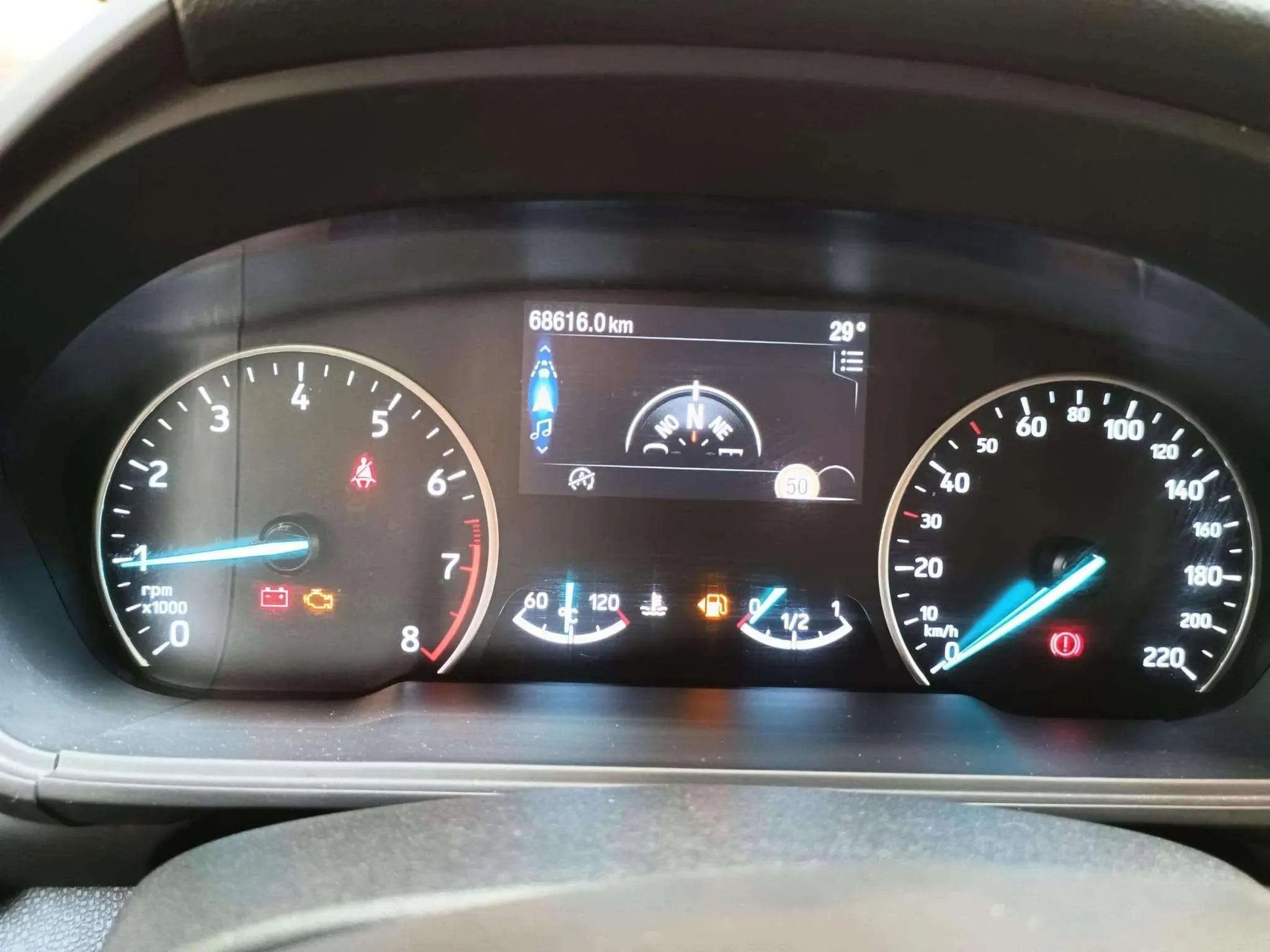 Ford EcoSport 1.0T EcoBoost Active - foto 14