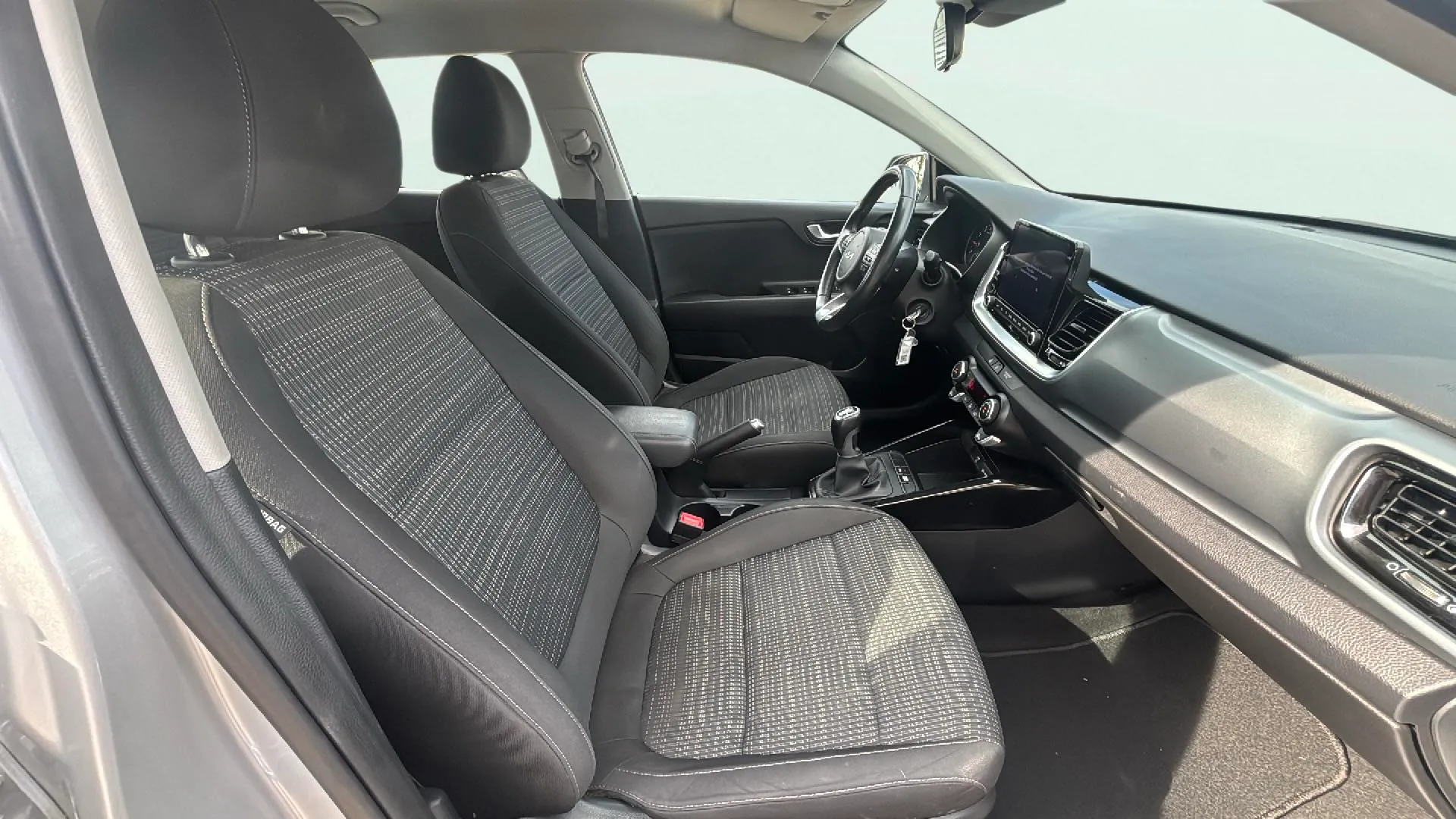 Kia Stonic 1.0 T-GDi MHEV Drive - foto 14