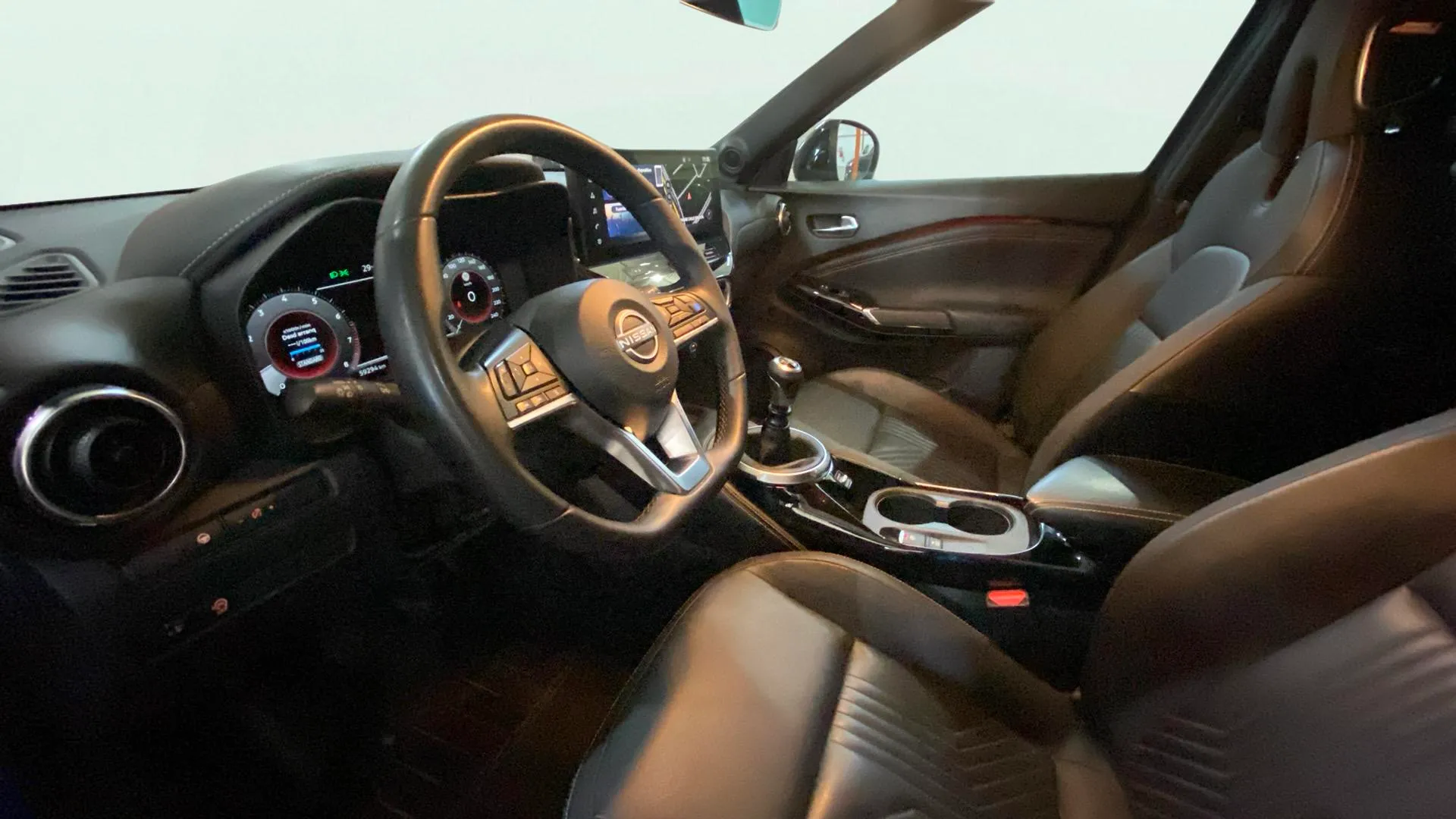 Nissan Juke DIG-T Tekna - foto 15