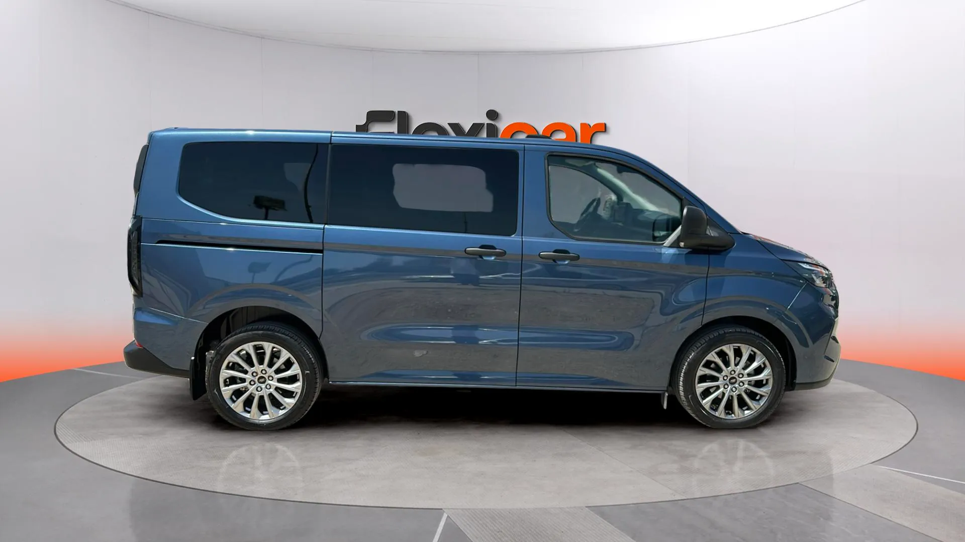 Ford Transit Custom Kombi 2.0 Eco 100 320 L1 Limited AWD - foto 7