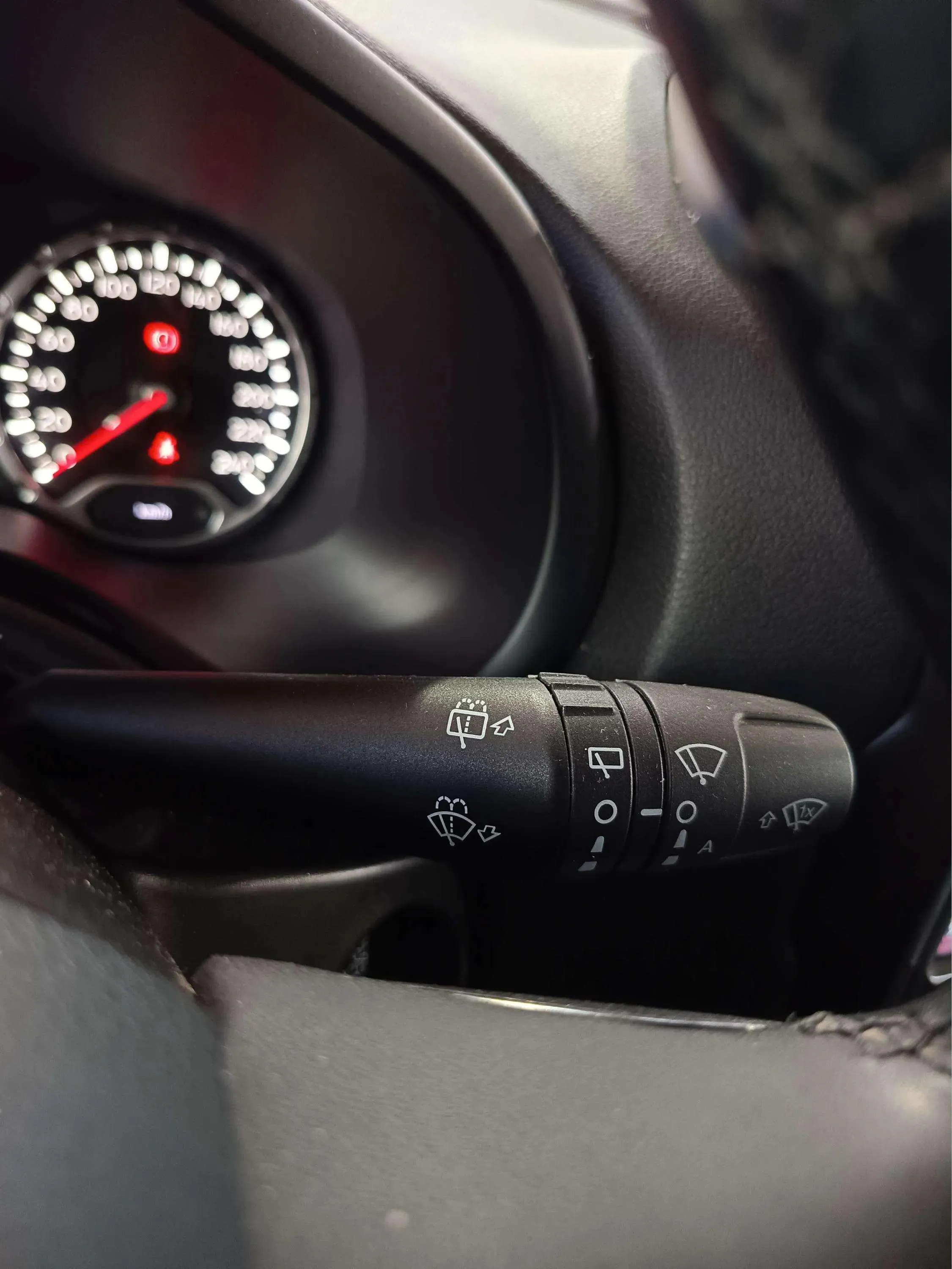 Jeep Renegade Longitude 1.0G 4x2 - foto 15