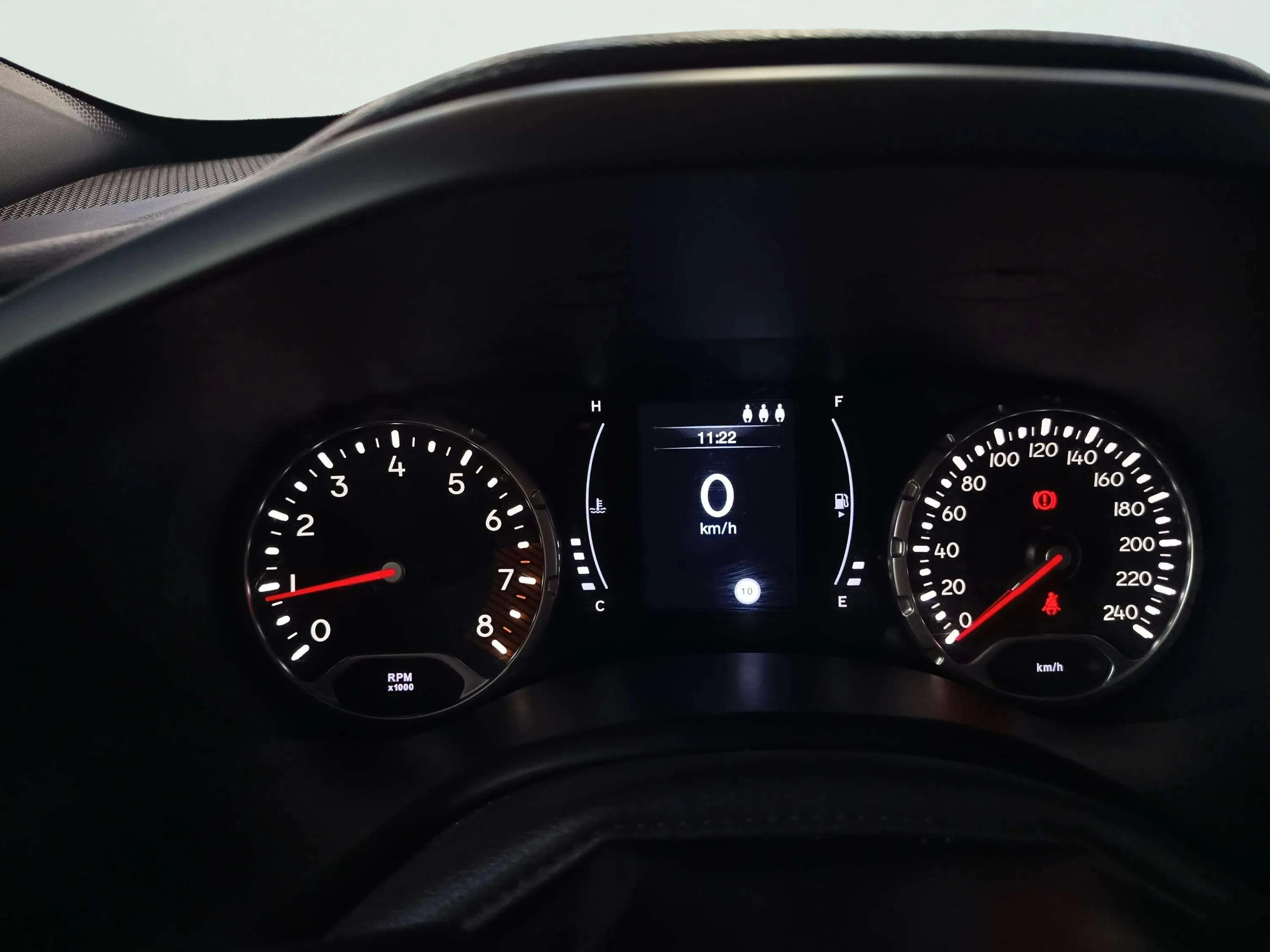 Jeep Renegade Longitude 1.0G 4x2 - foto 22
