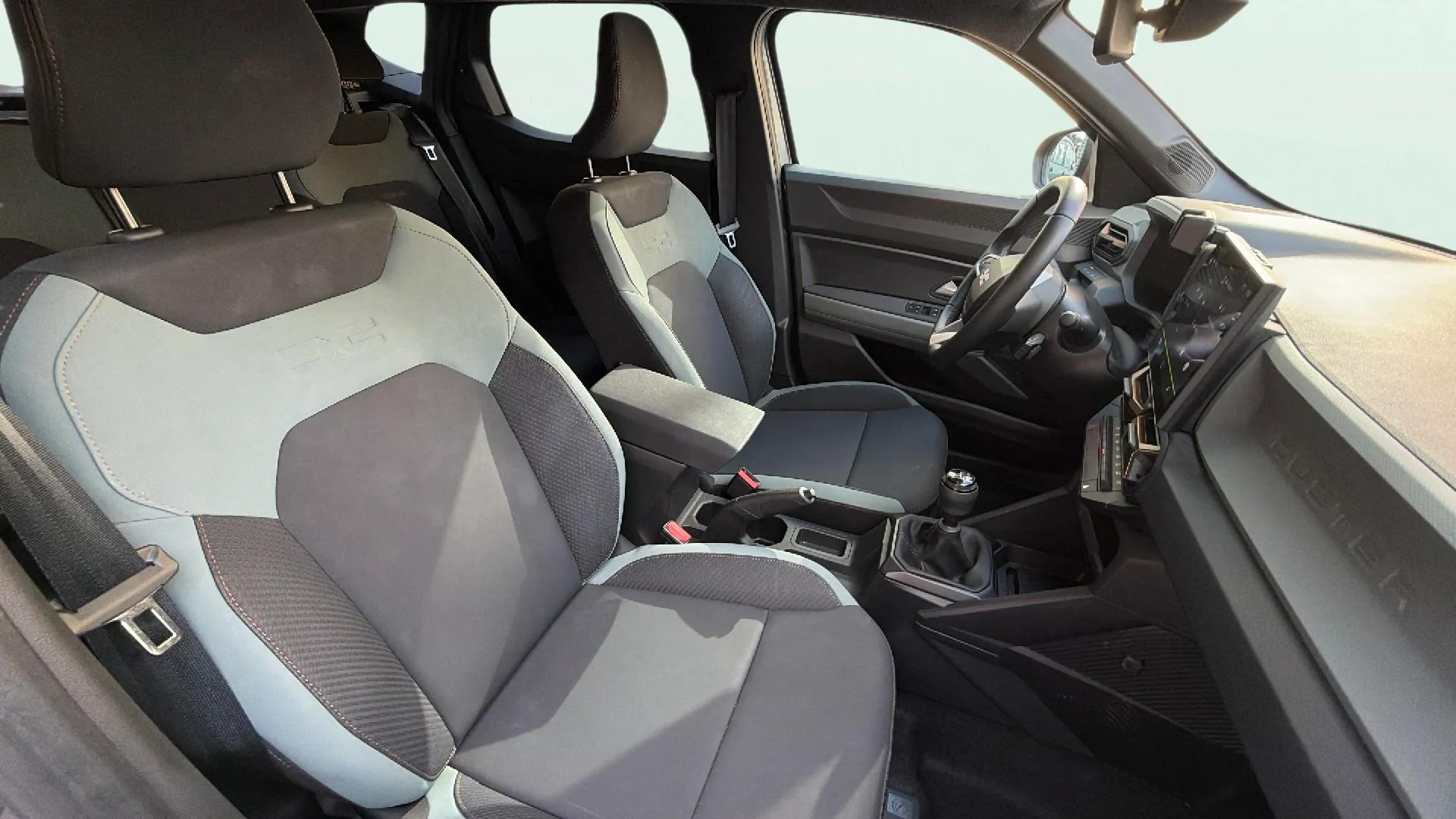 Dacia Duster Extreme TCe 48v 4x2 - foto 15